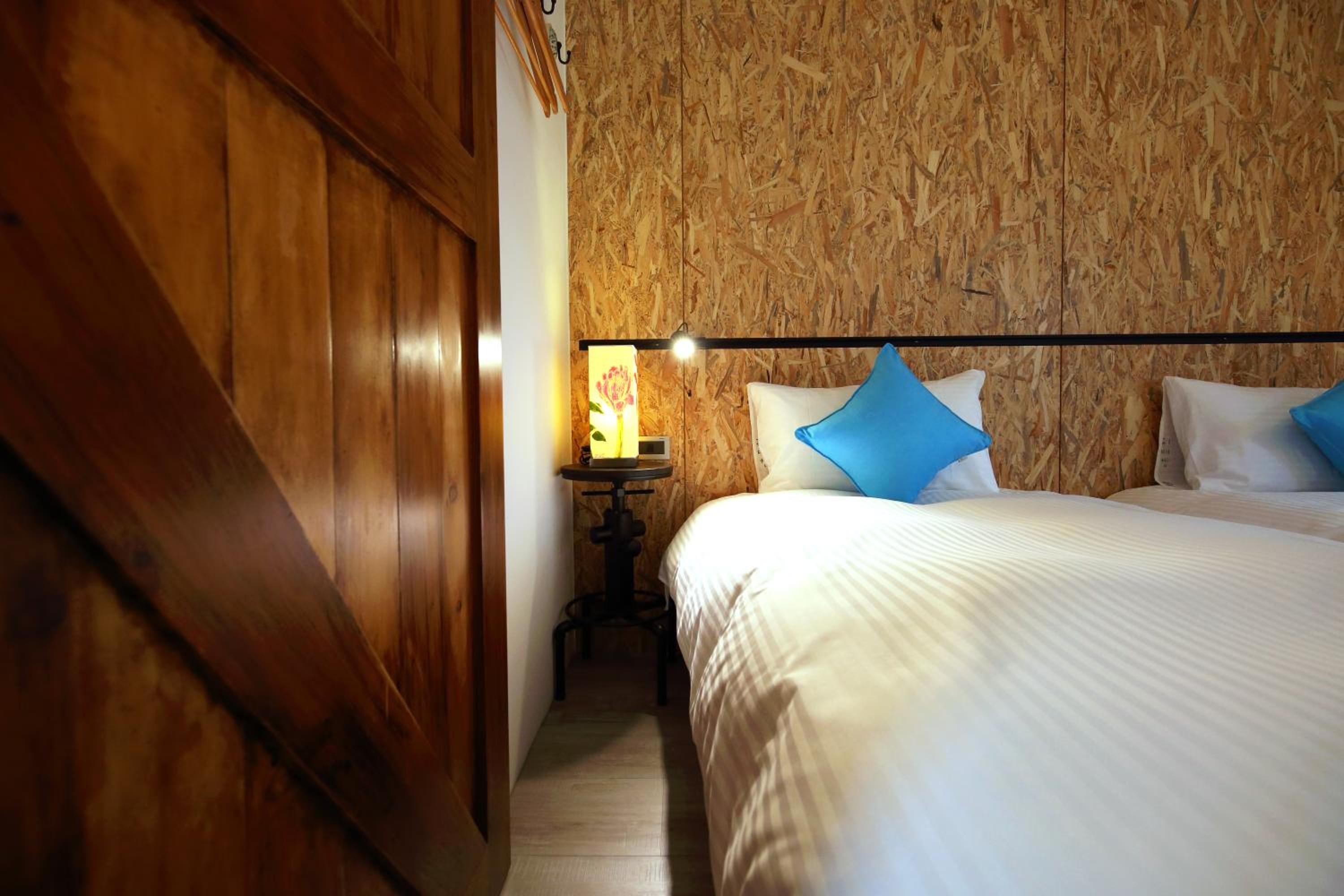 MIDORI Hostel