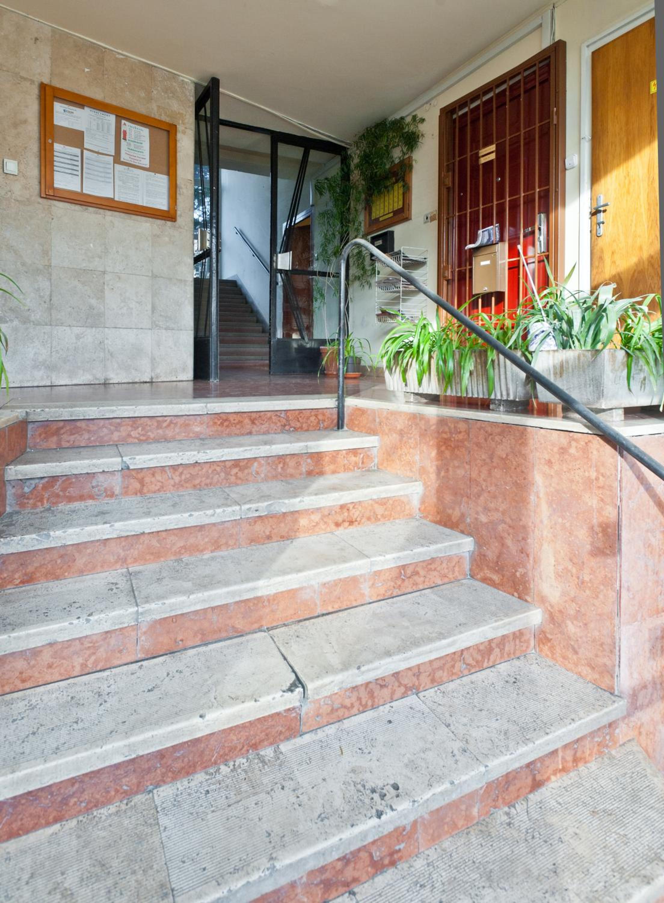 Green Apartment view 3