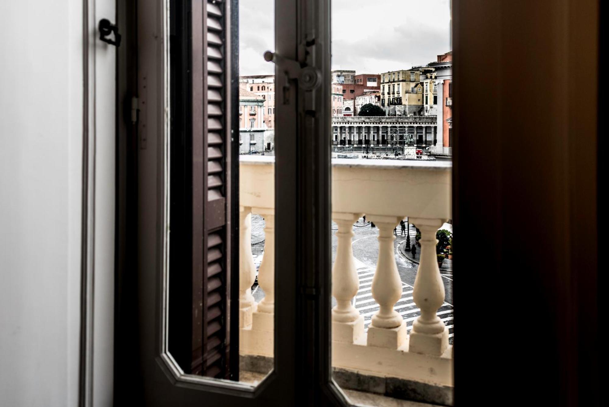 Appartamento sul Teatro San Carlo