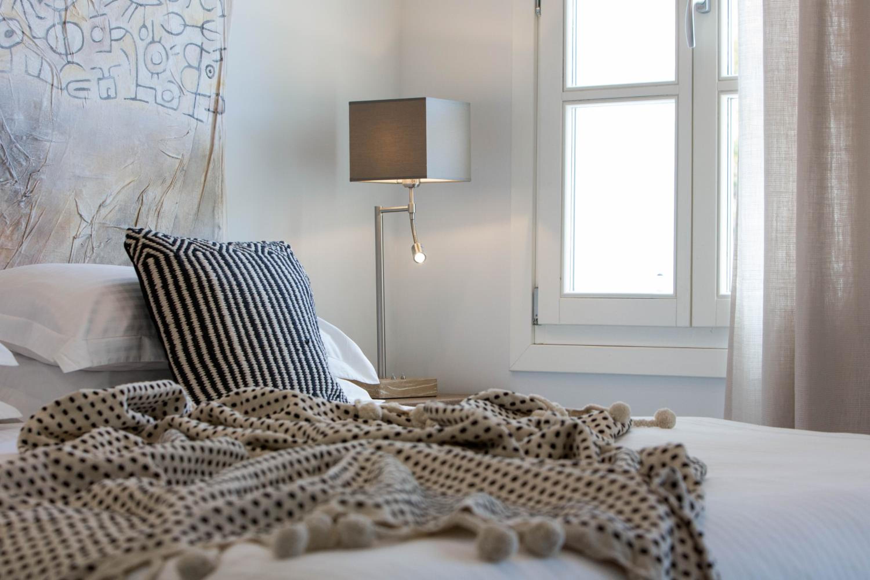 Amymone Suites