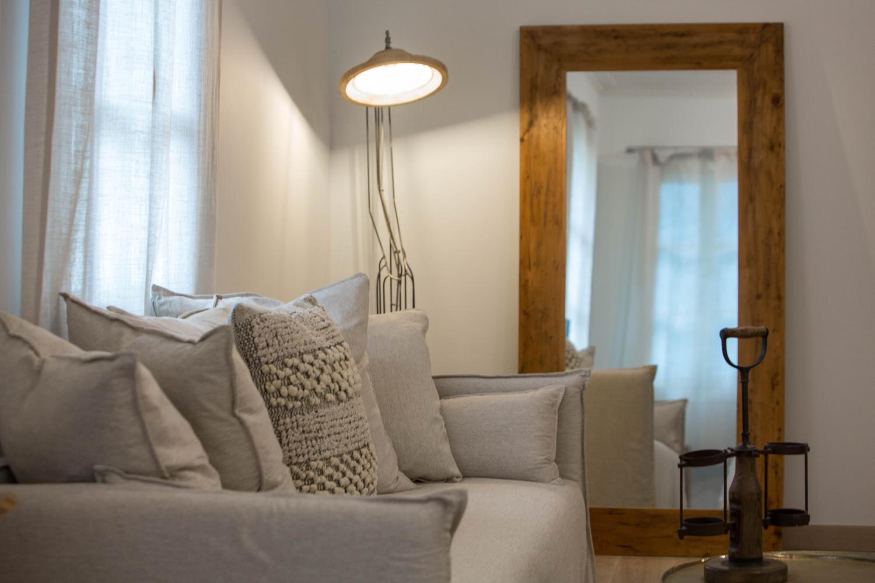 Amymone Suites
