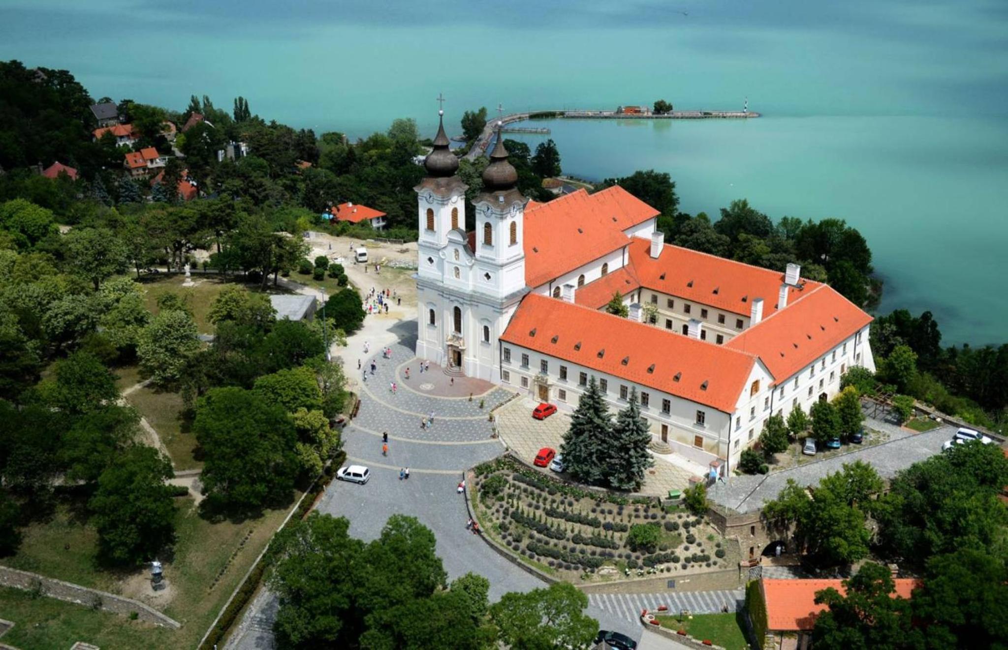 Napkelte Apartman