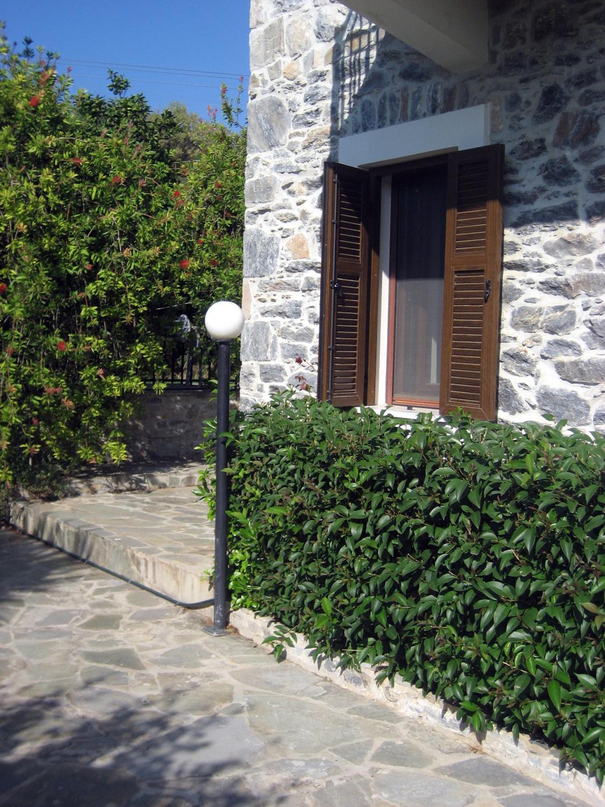 Photo 25