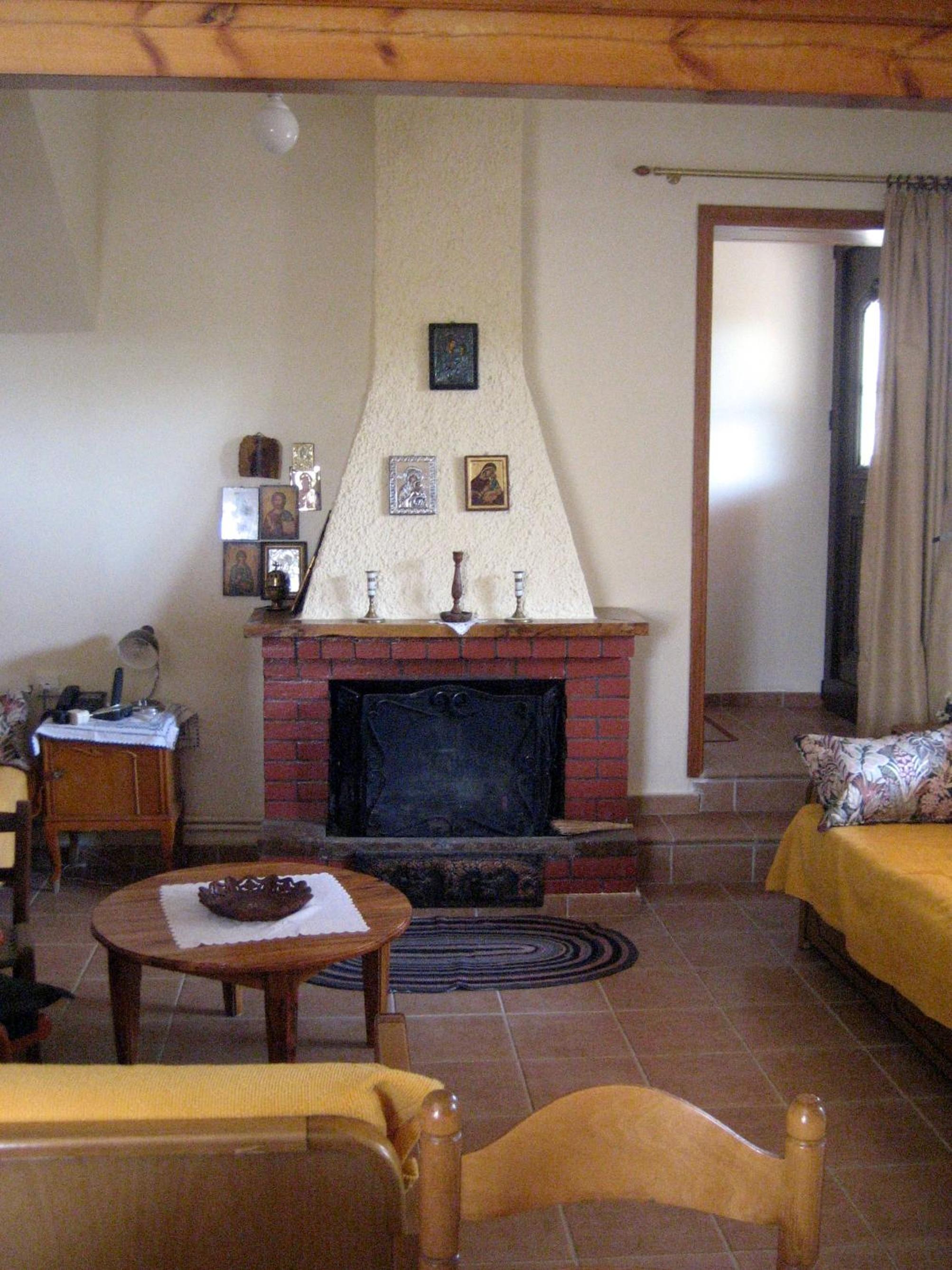 Traditional stone house with beautiful garden view 4