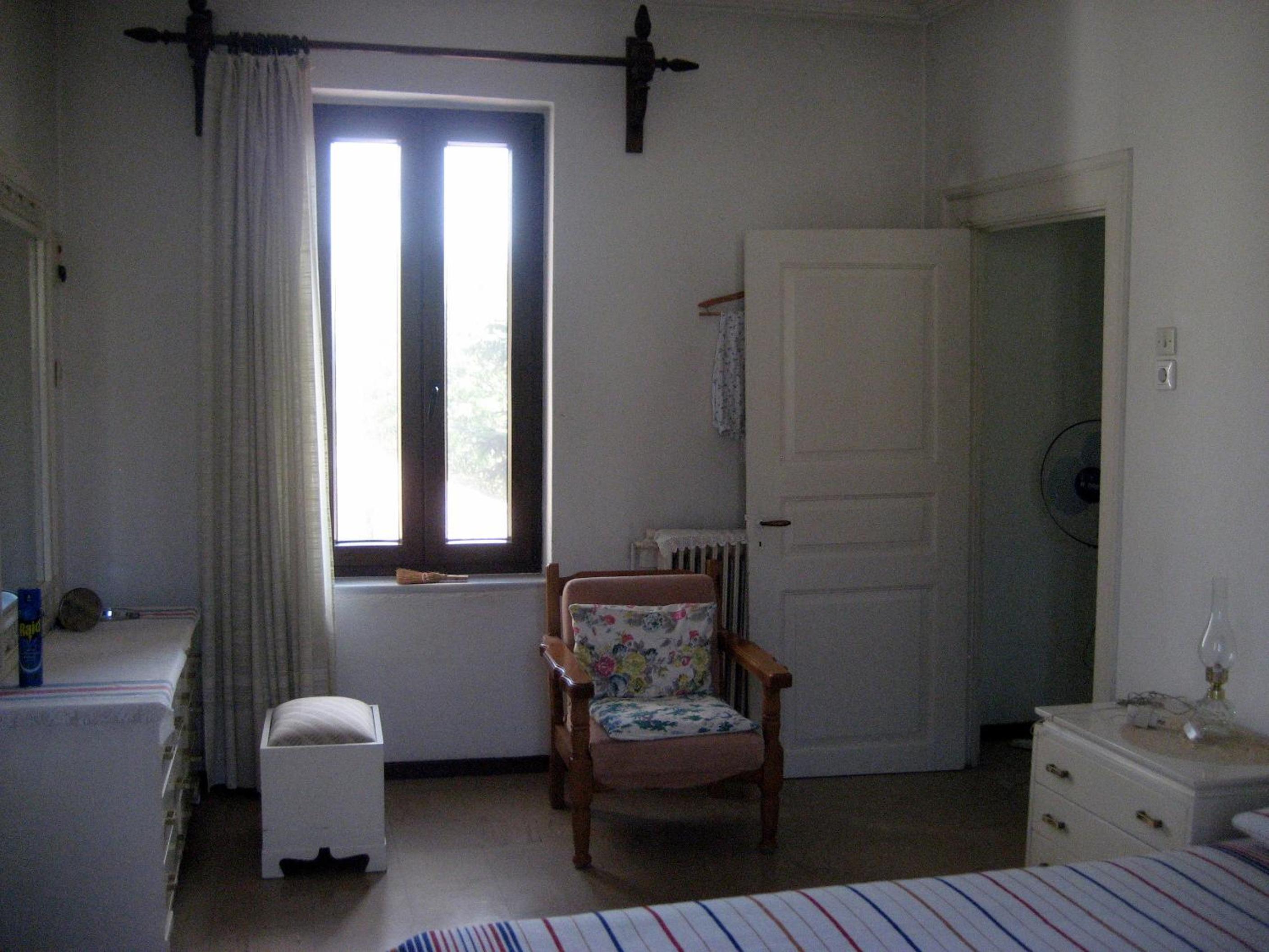 Photo 32