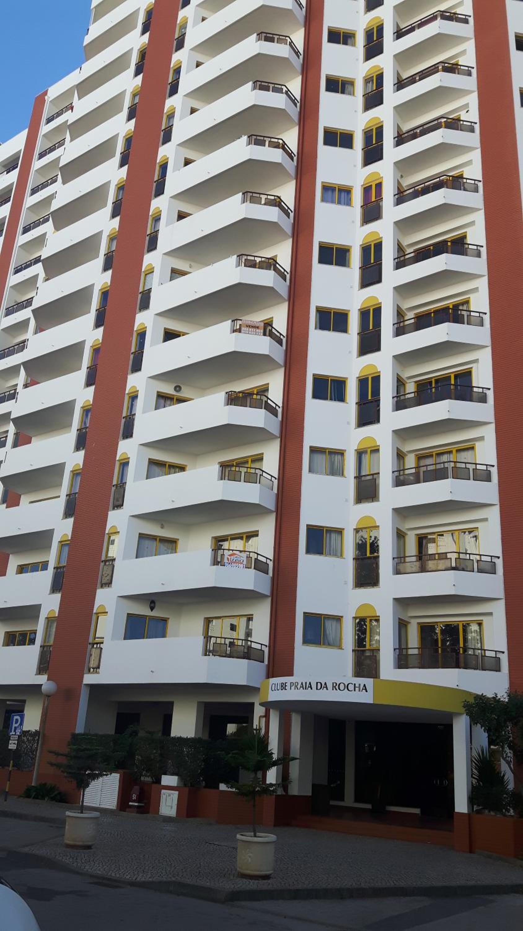 Rocha Apartment - main view