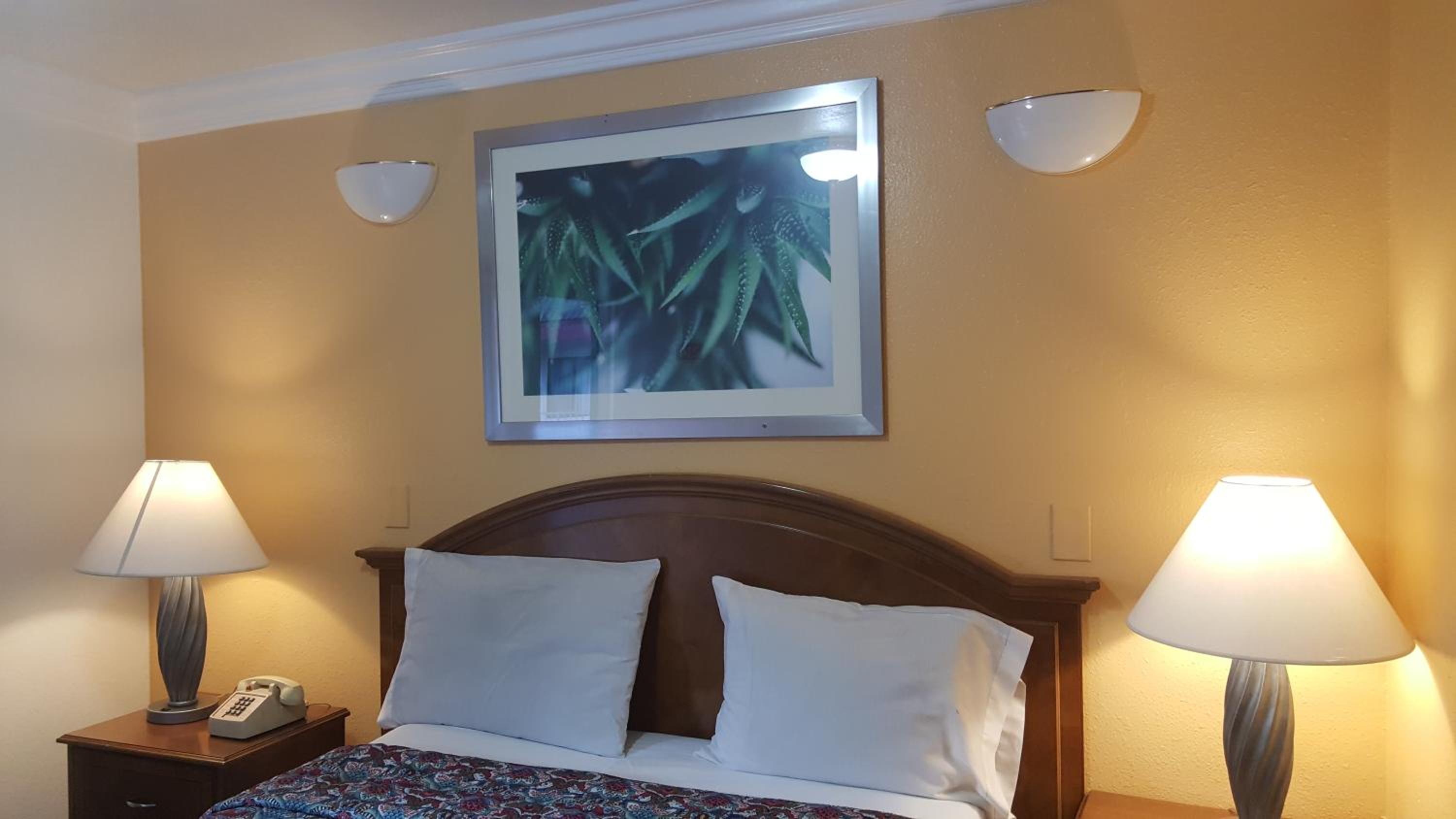 Flamingo Inn Long Beach