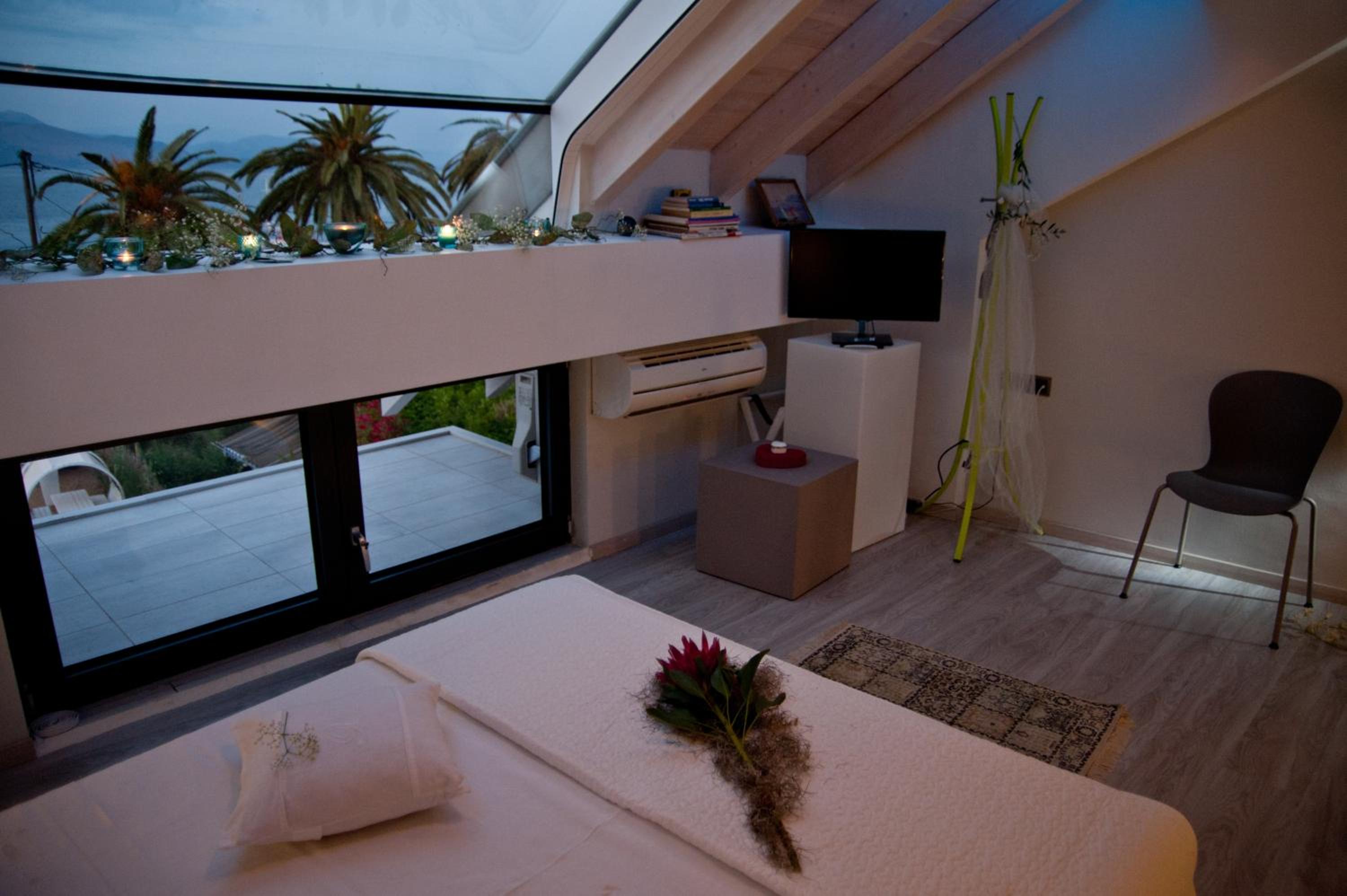 Seacret Apartments