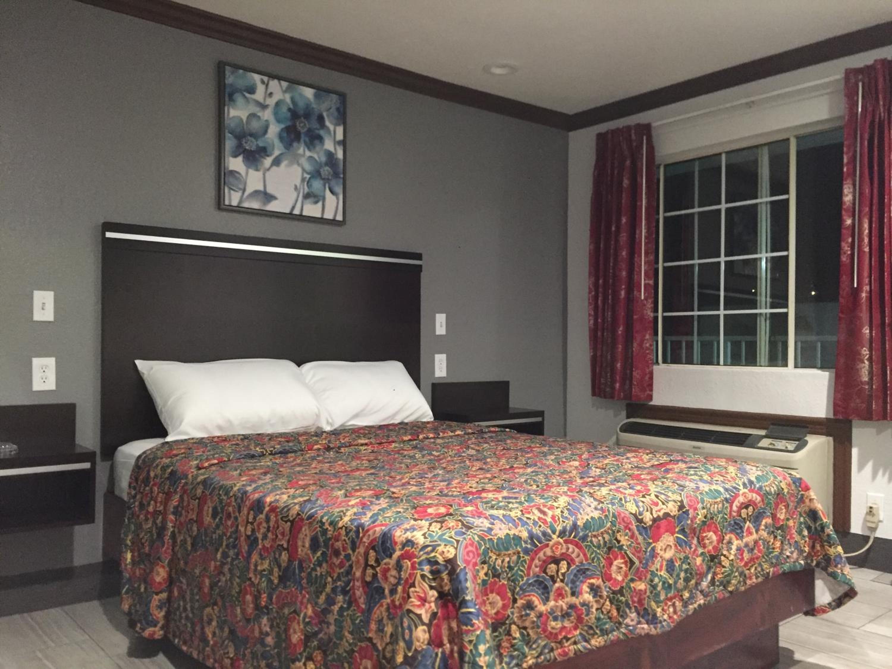 Starlight Inn, Valley Blvd - Downtown LA