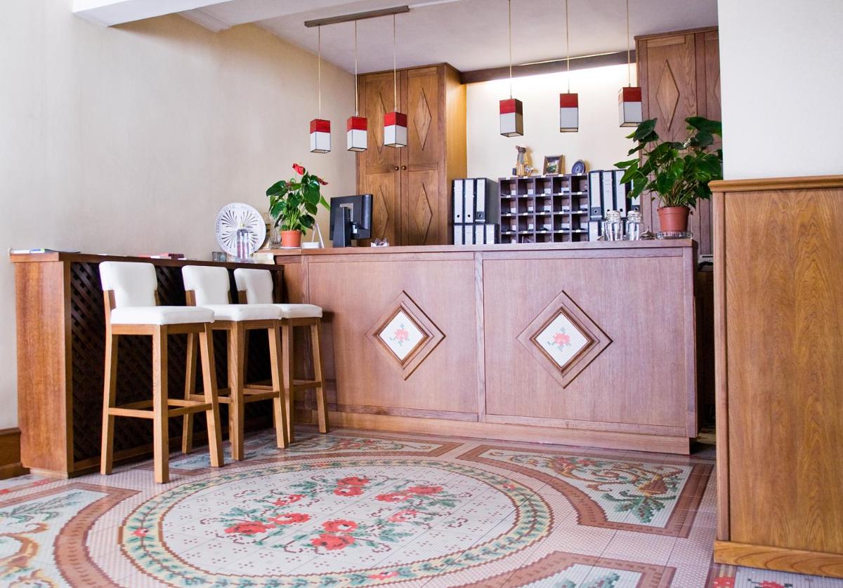 hotel reception