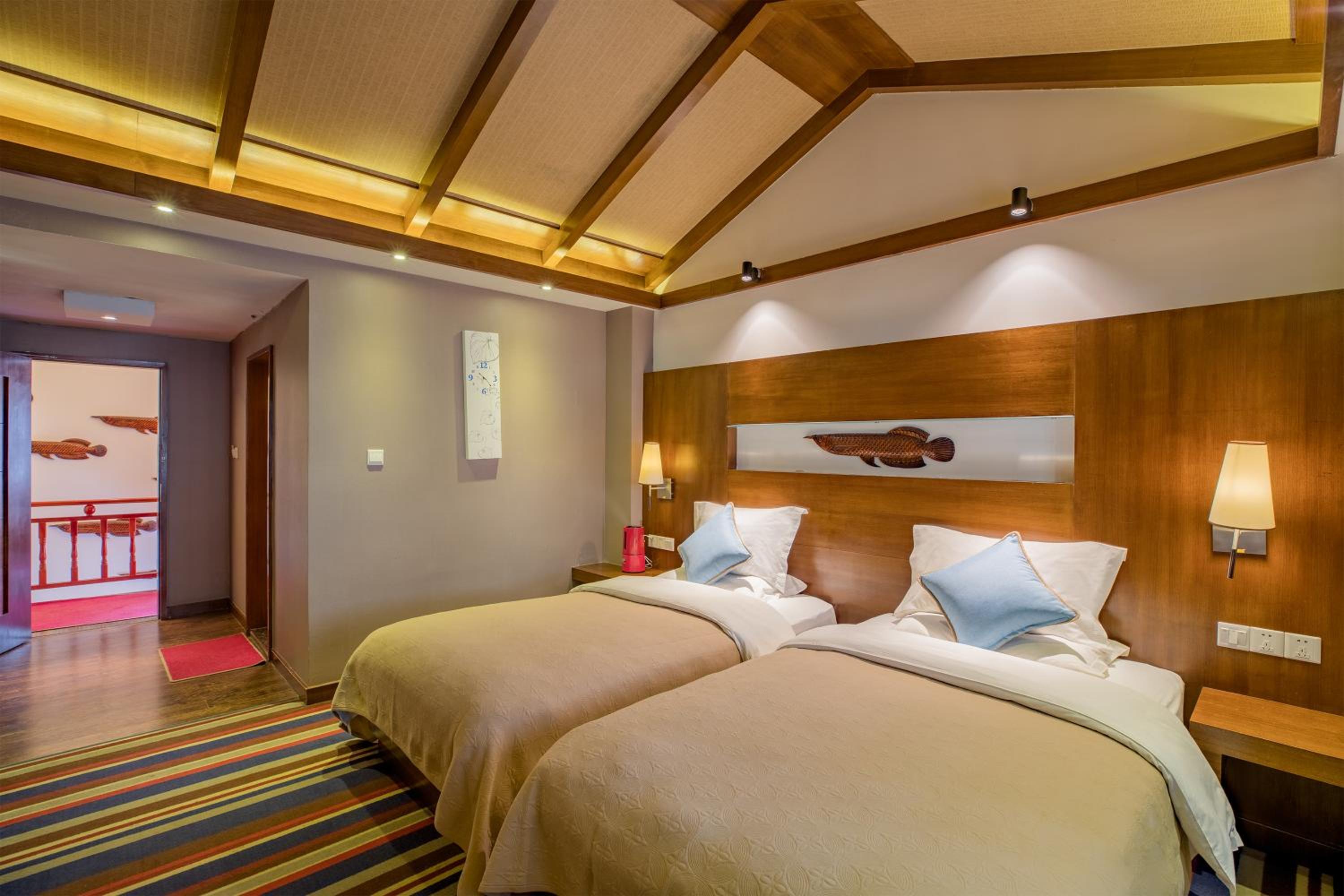 Lijiang Sunshine Nali Inn