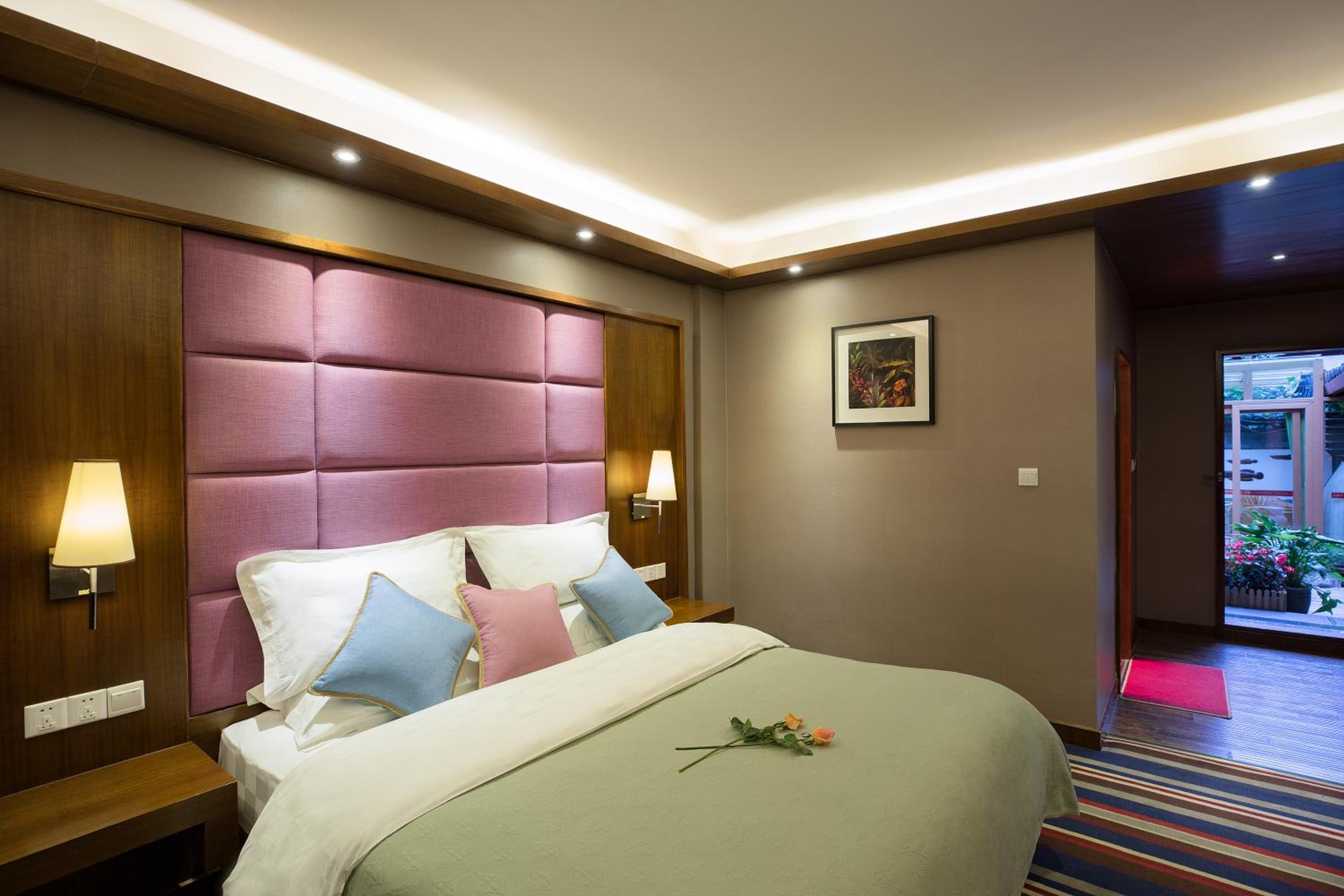 Lijiang Sunshine Nali Inn