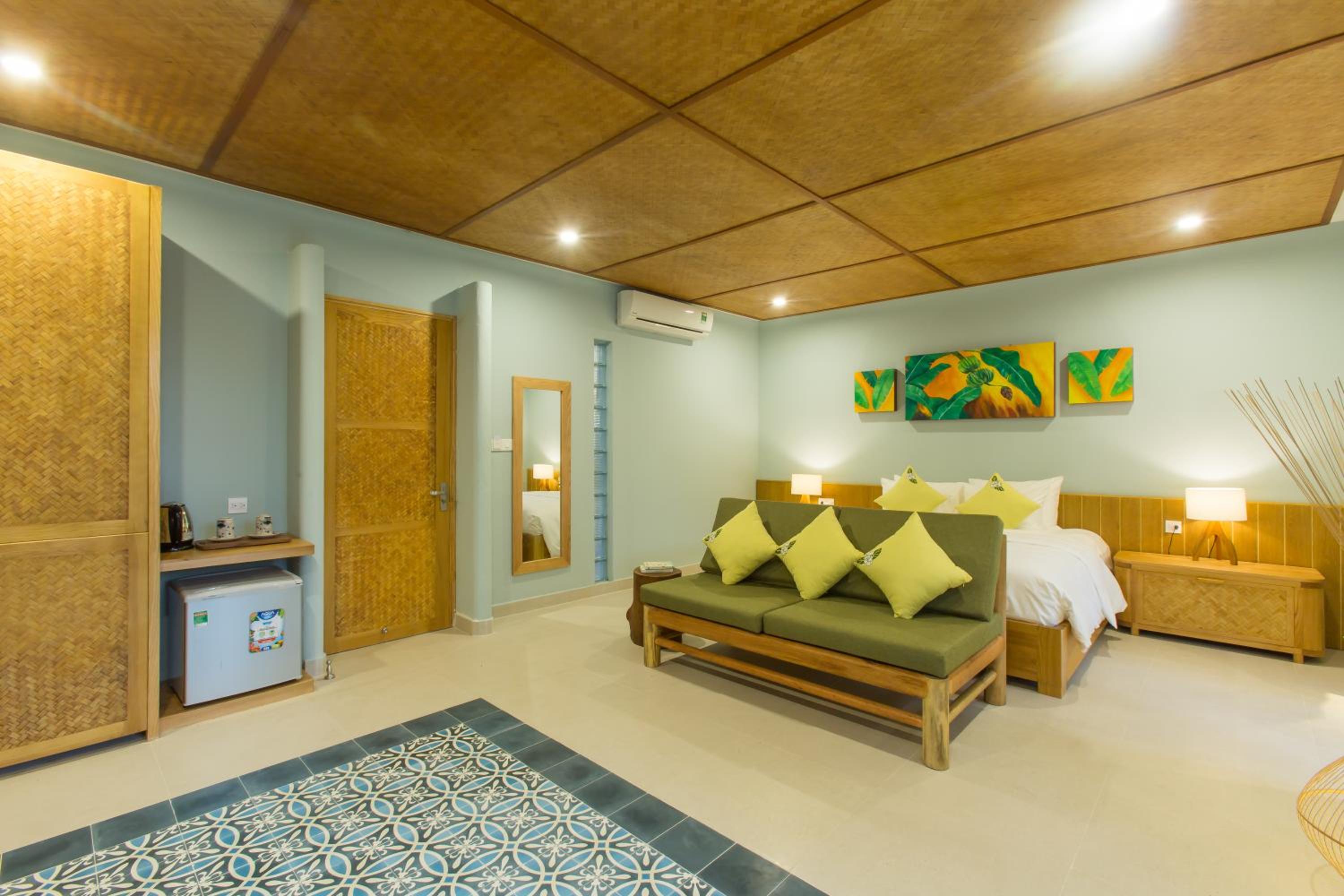 Villa De Campagne Hoi An- Boutique homestay with pool and family soul