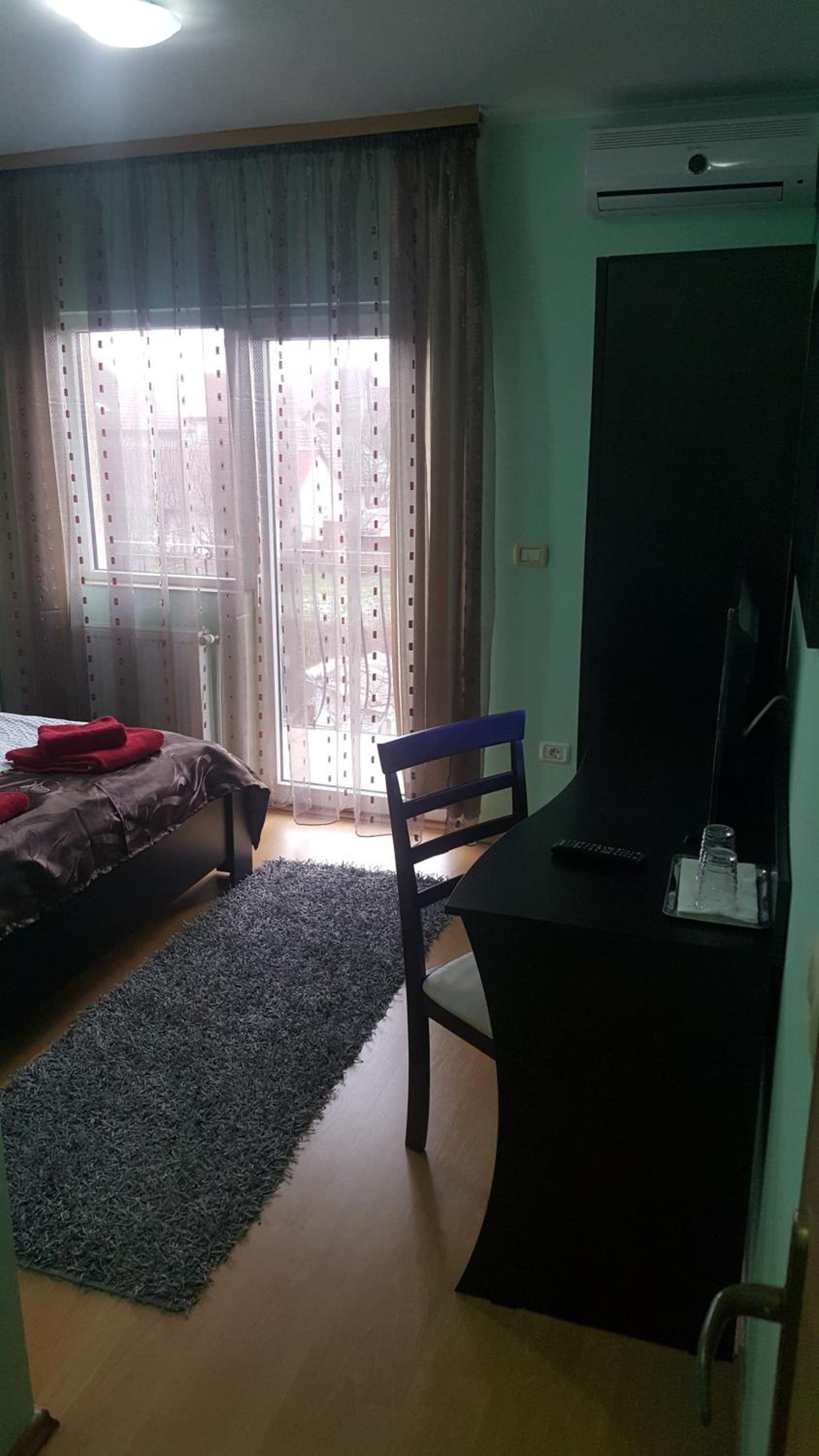Photo 36