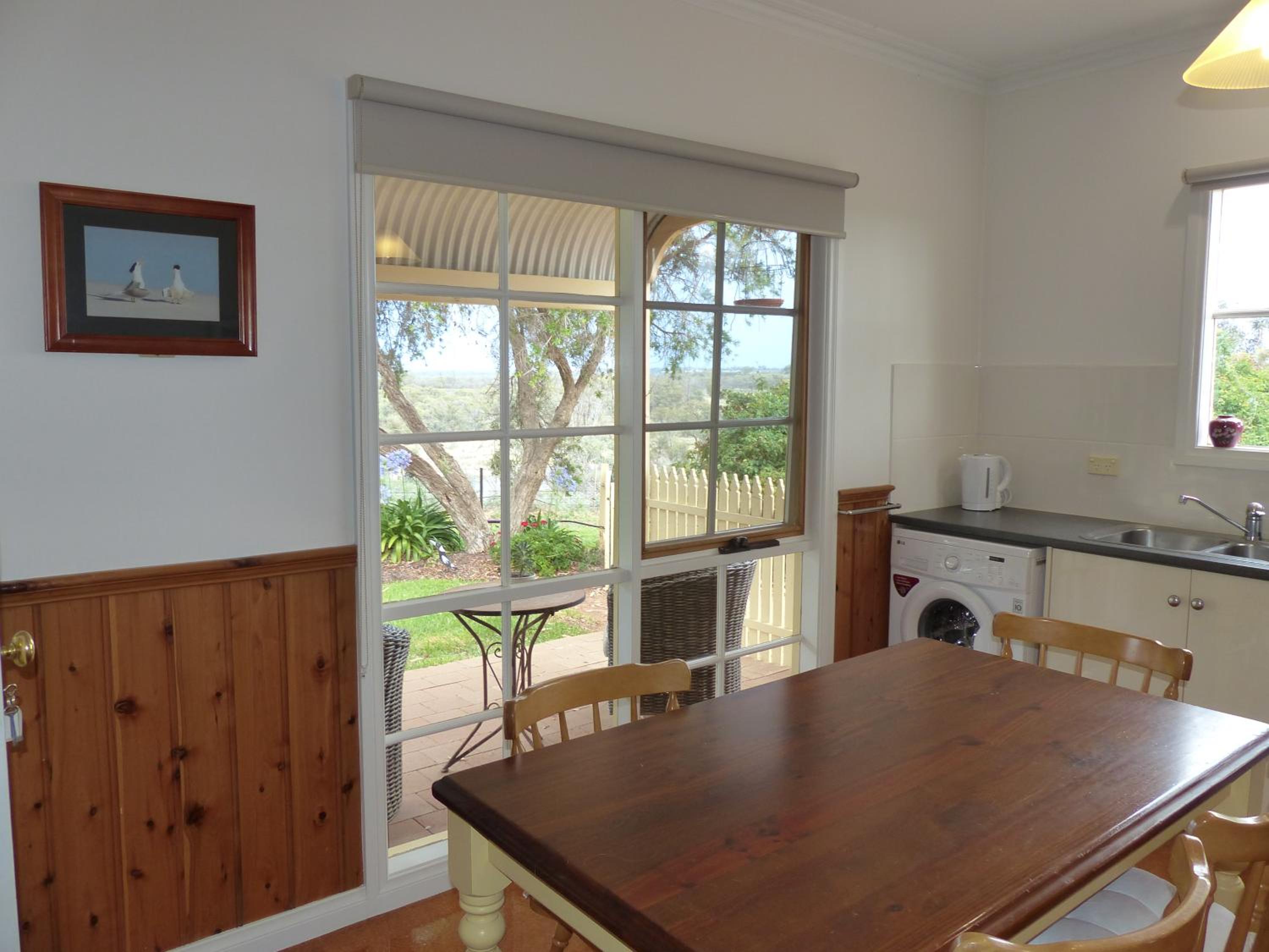 Glenbar cottage Yelta