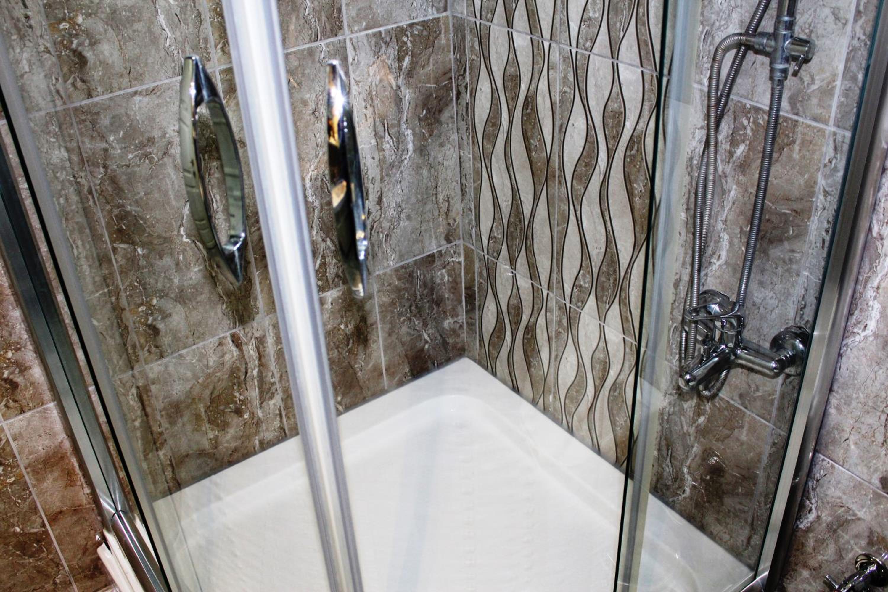 Ararat Hotel - Image 5