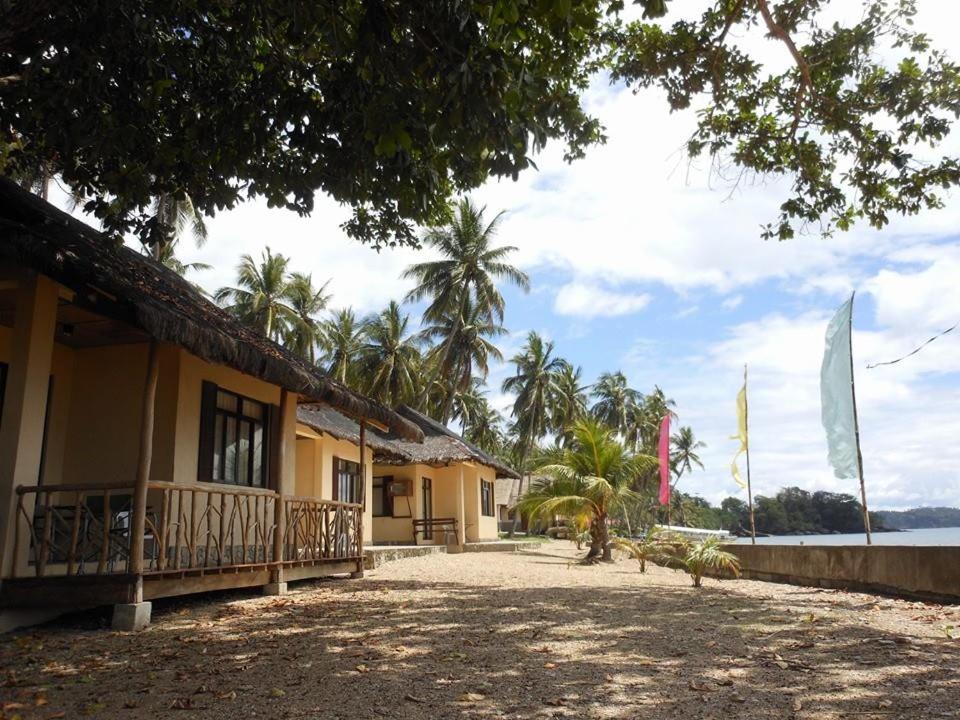 Photo 10
