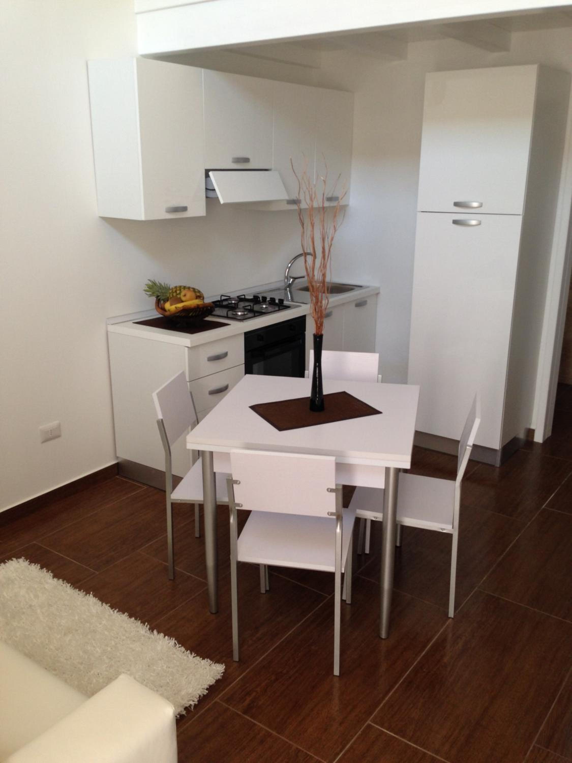 White Apartment Salento photo 5