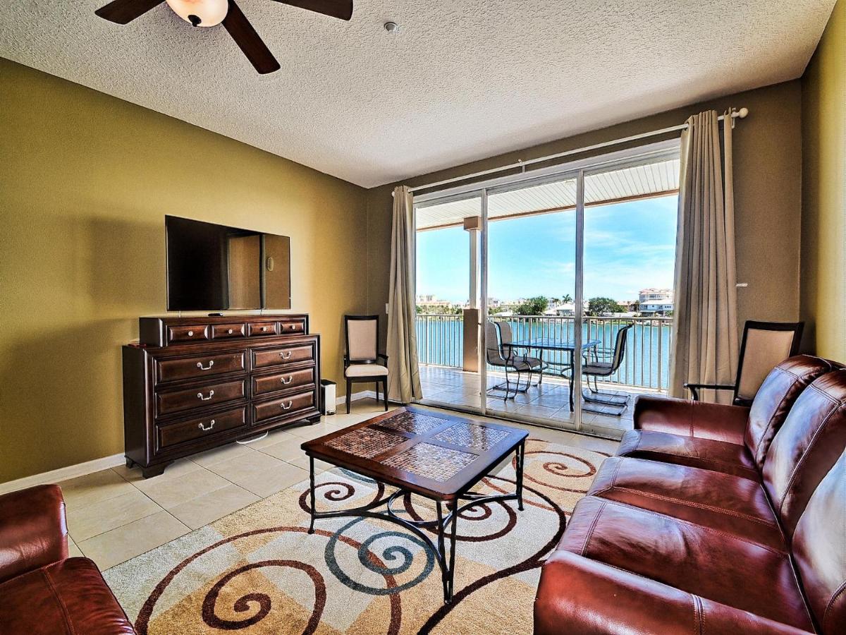 Island Key Condos 302 view 3