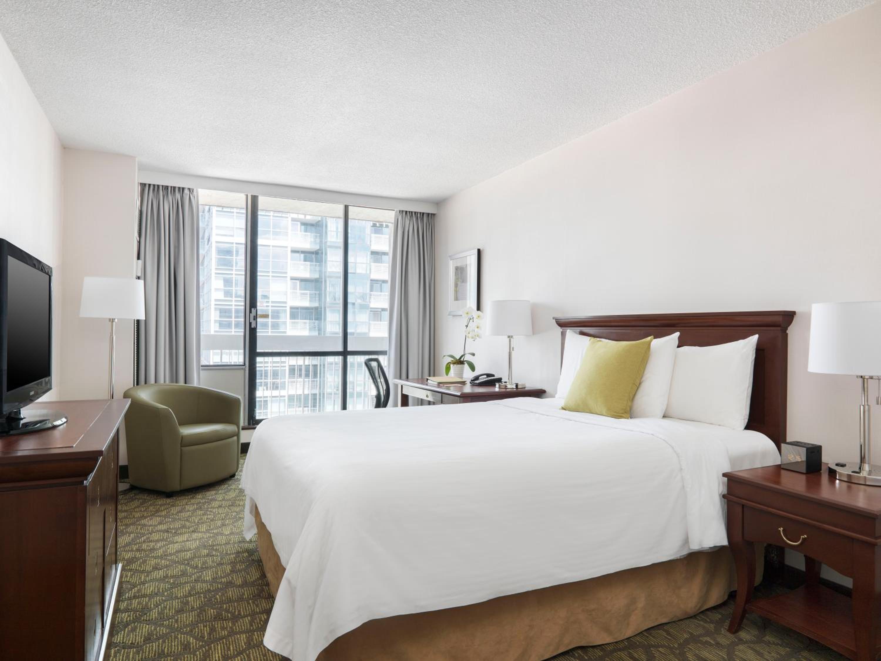 Chelsea Hotel Toronto-1