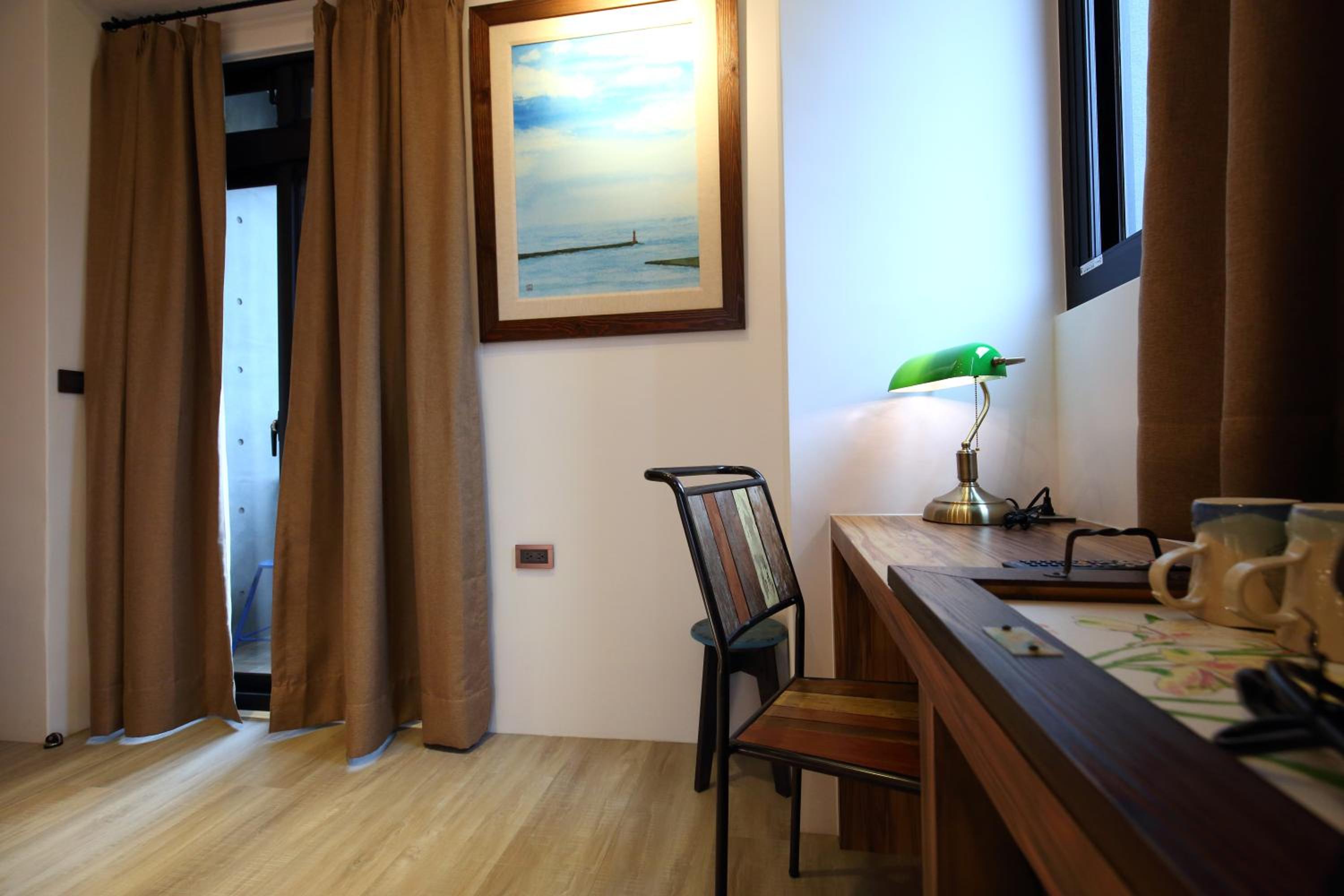 MIDORI Hostel