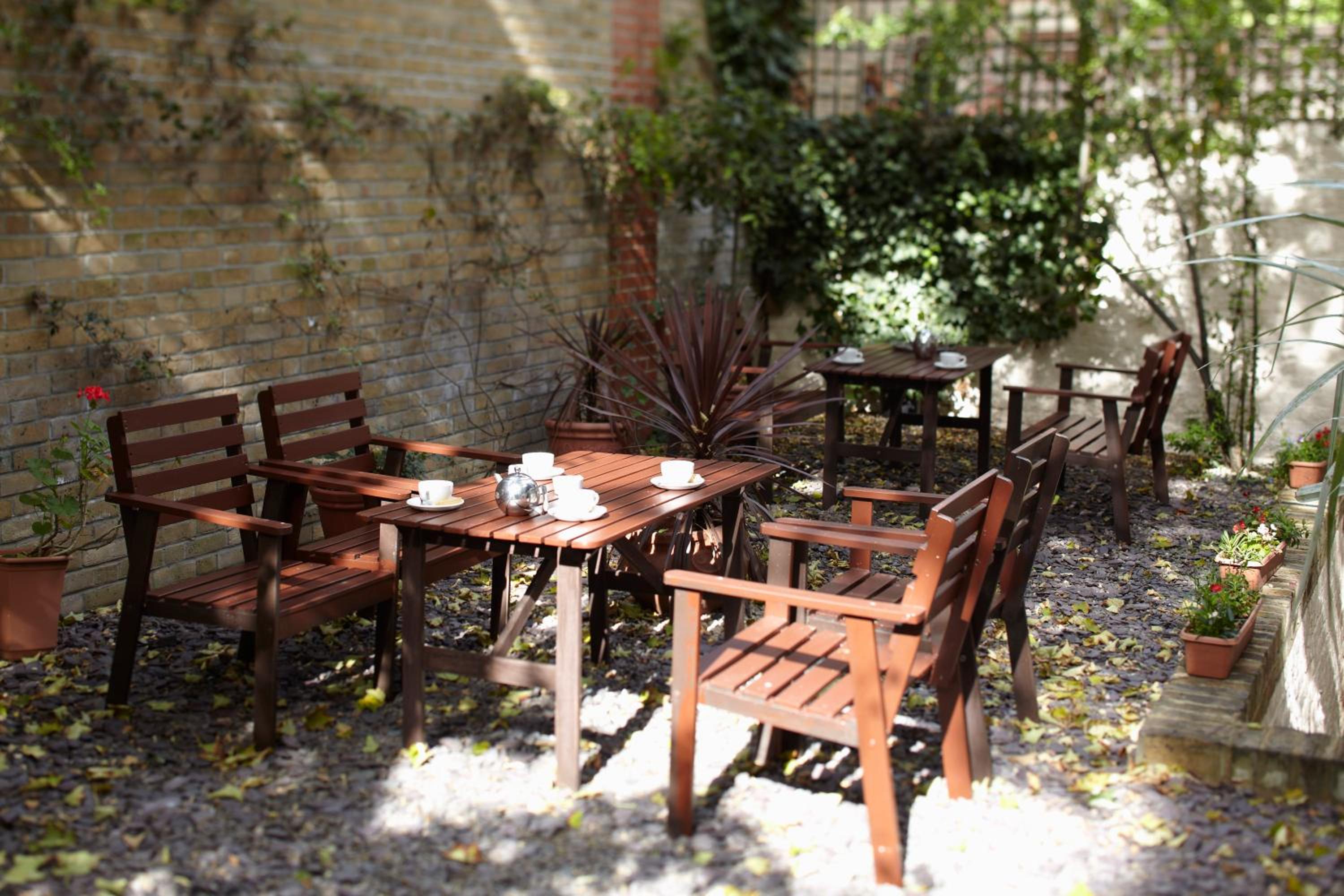 outdoor bbq area