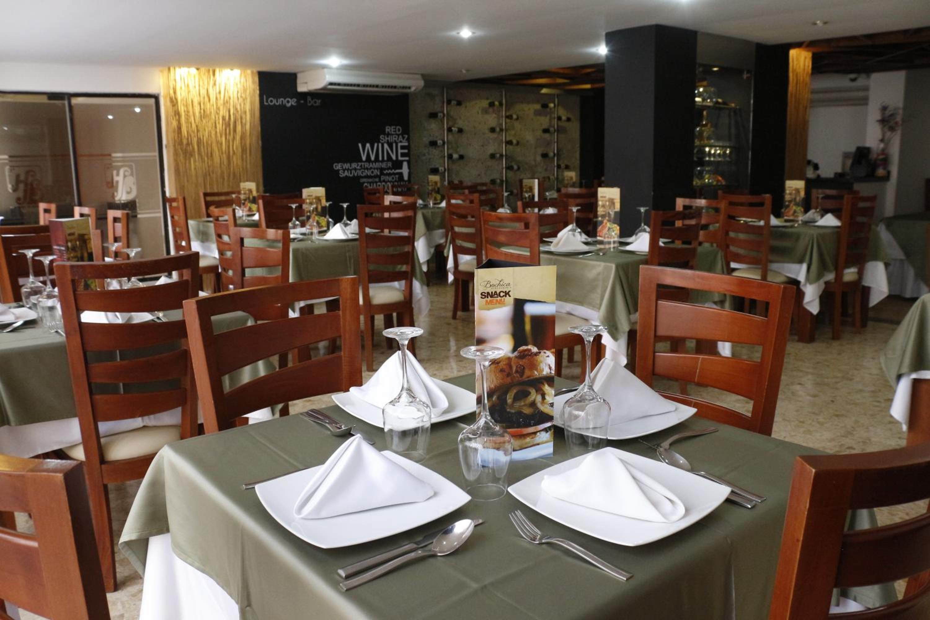 Hotel Bachue, photo 18