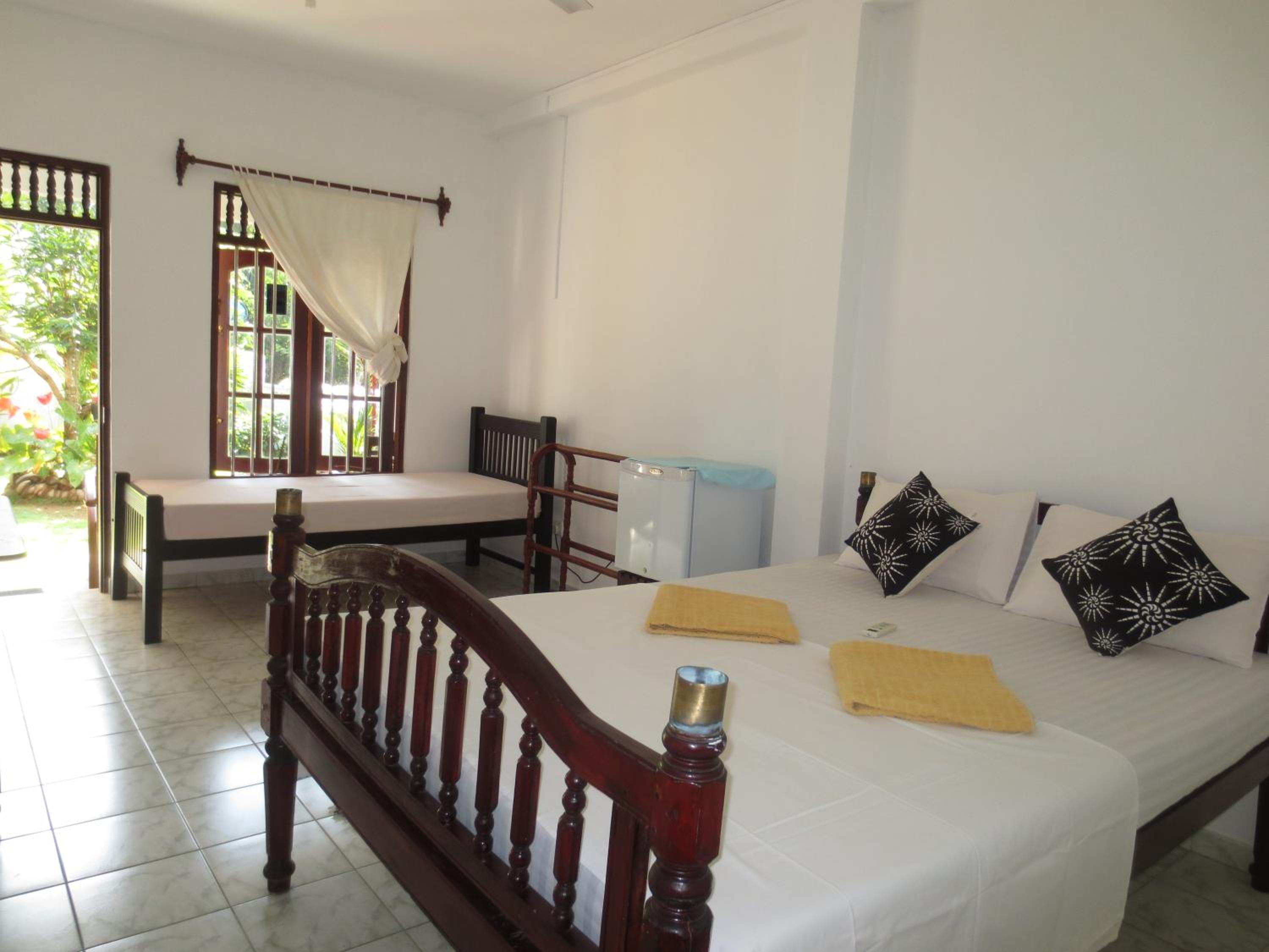 Jungle Holiday Home view 5
