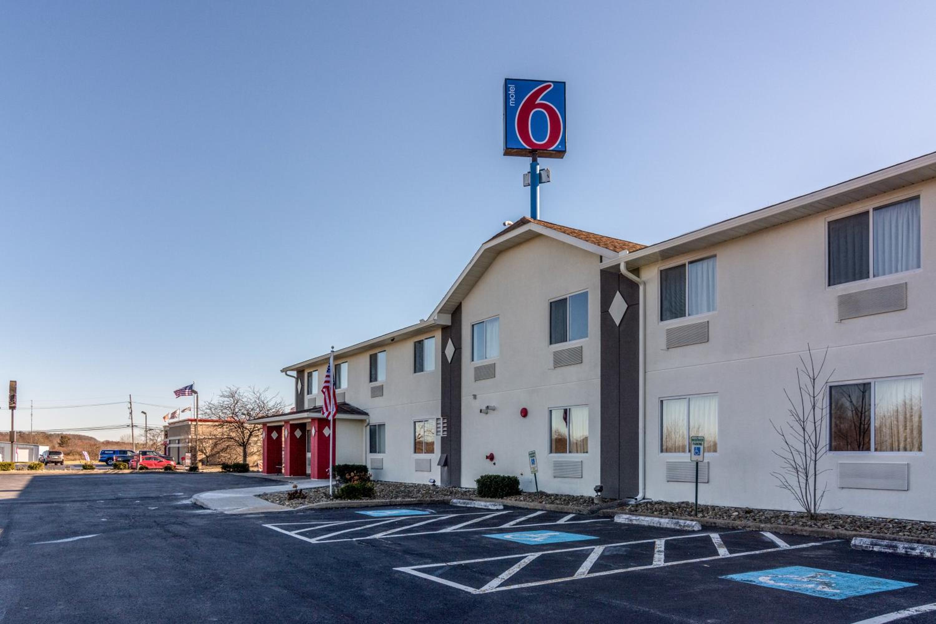 Motel 6-Barkeyville, PA - Property Image 16