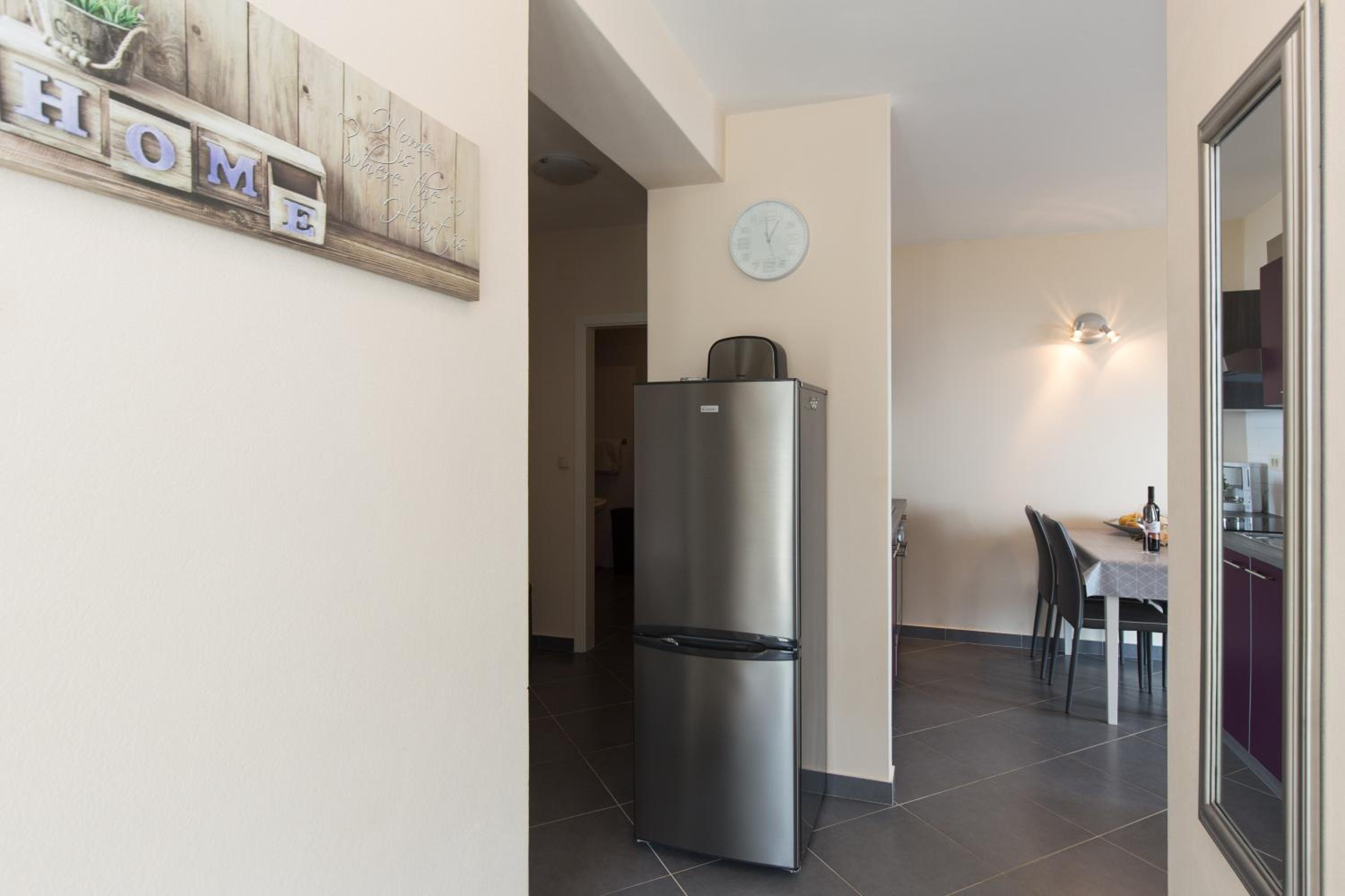 Apartment Kyra view 5