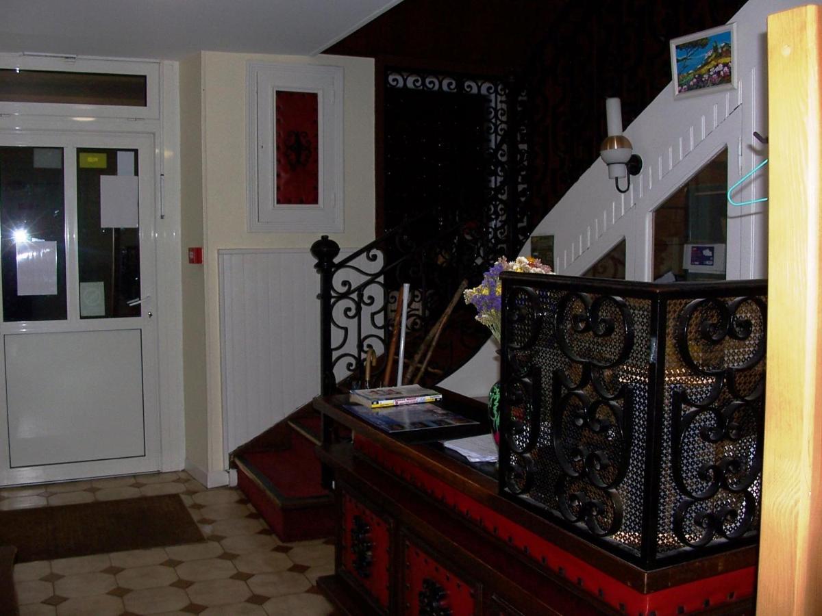 hotel reception