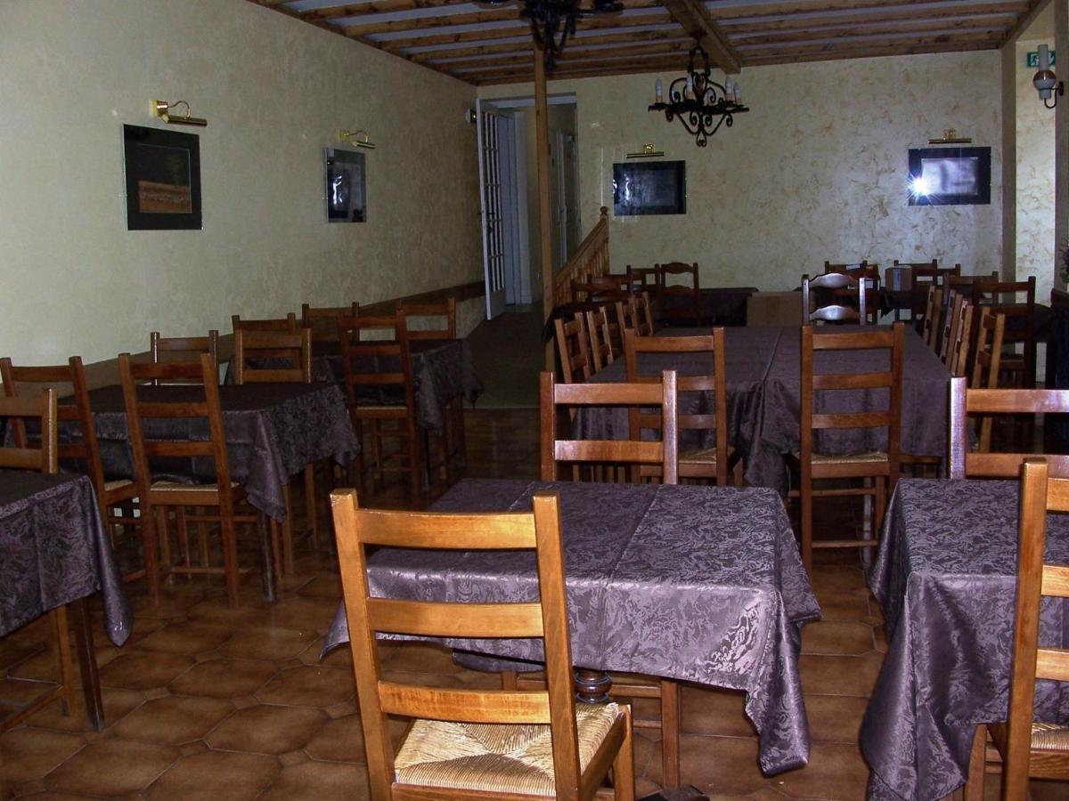 restaurant