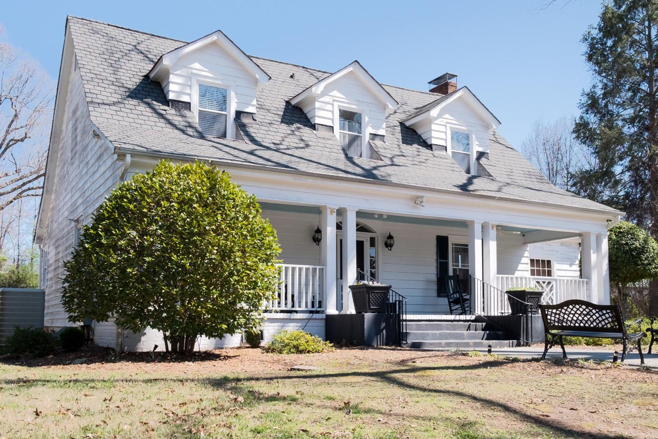 Swamp Rabbit Inn Travelers Rest