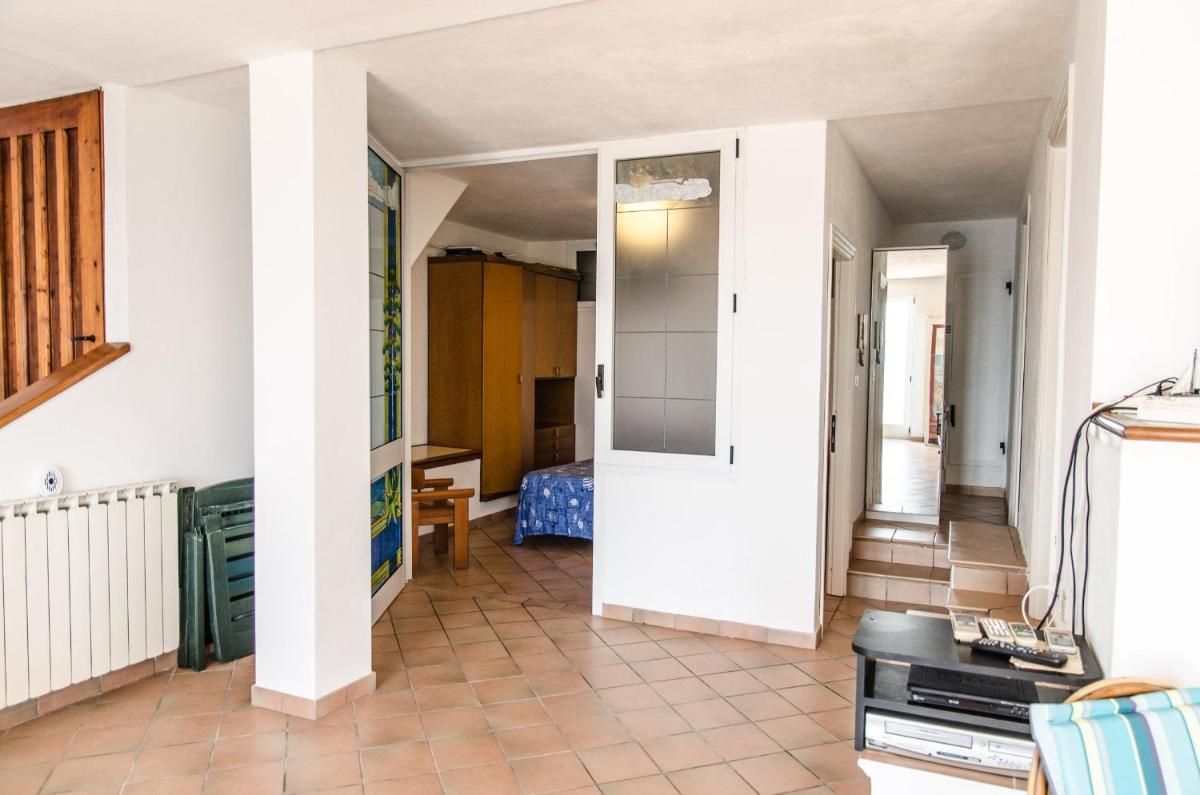 Holiday Apartment by the sea - breathtaking location view 5