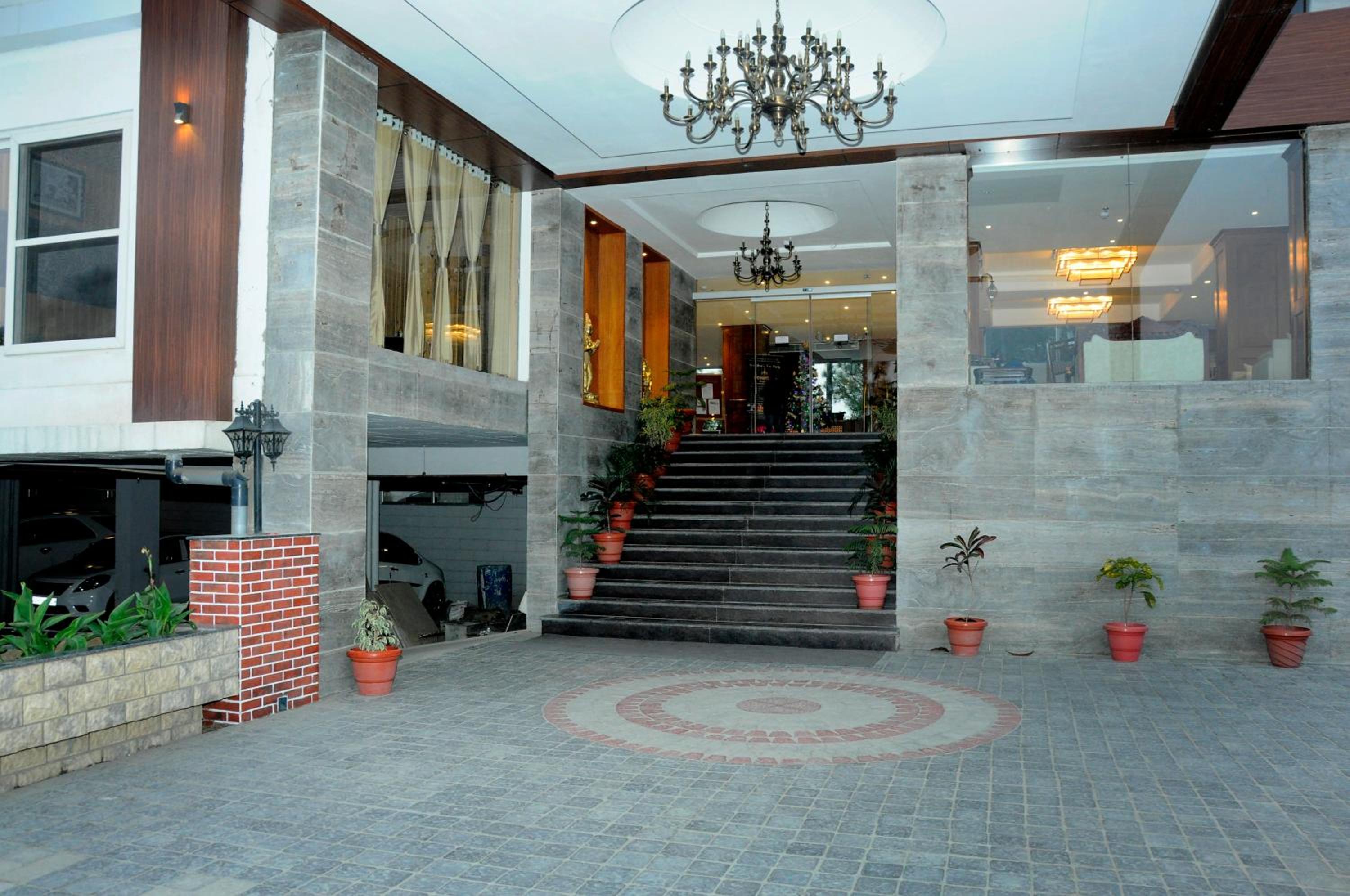 Deventure Shimla Hills
