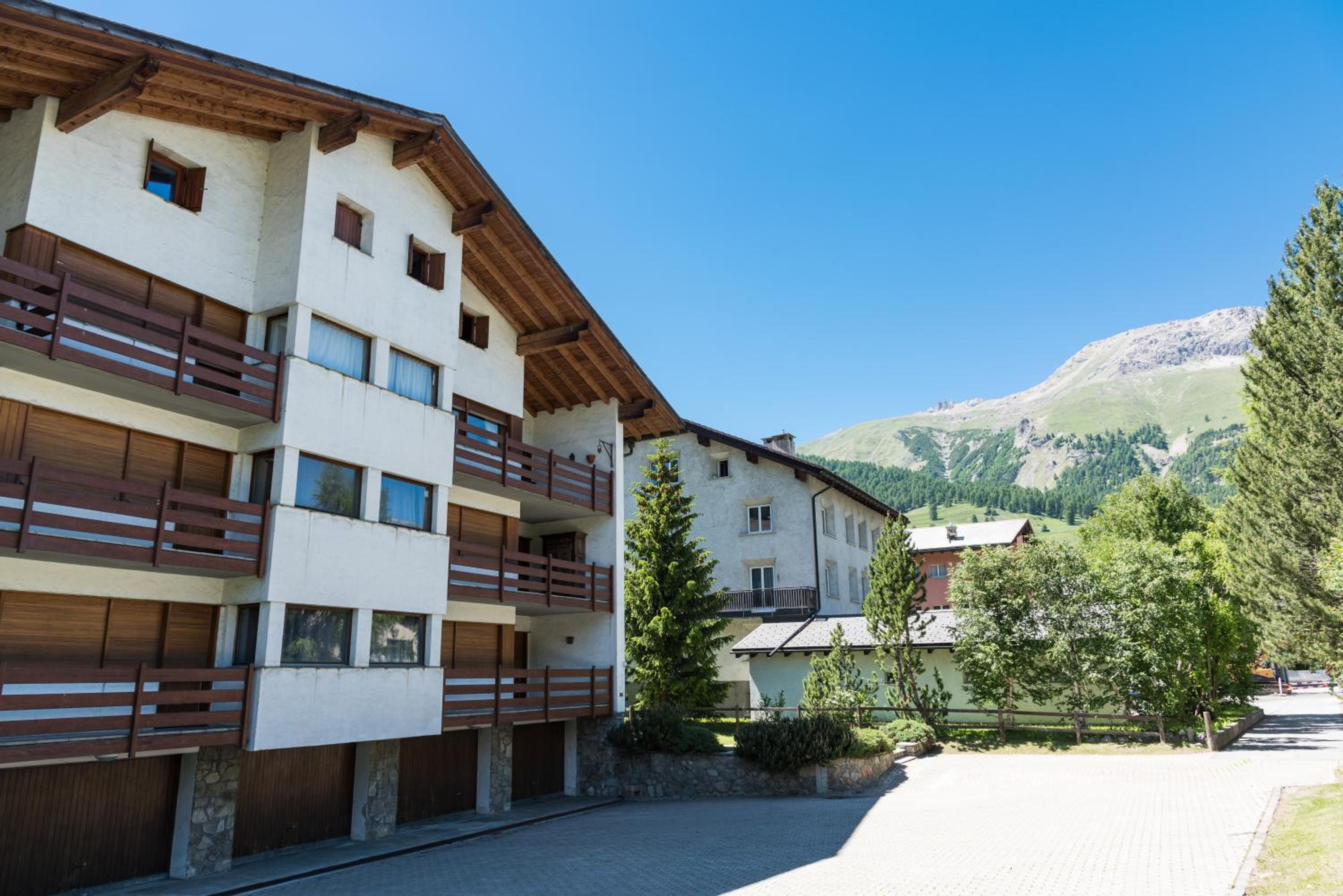 Chesa San Gian - Celerina view 2