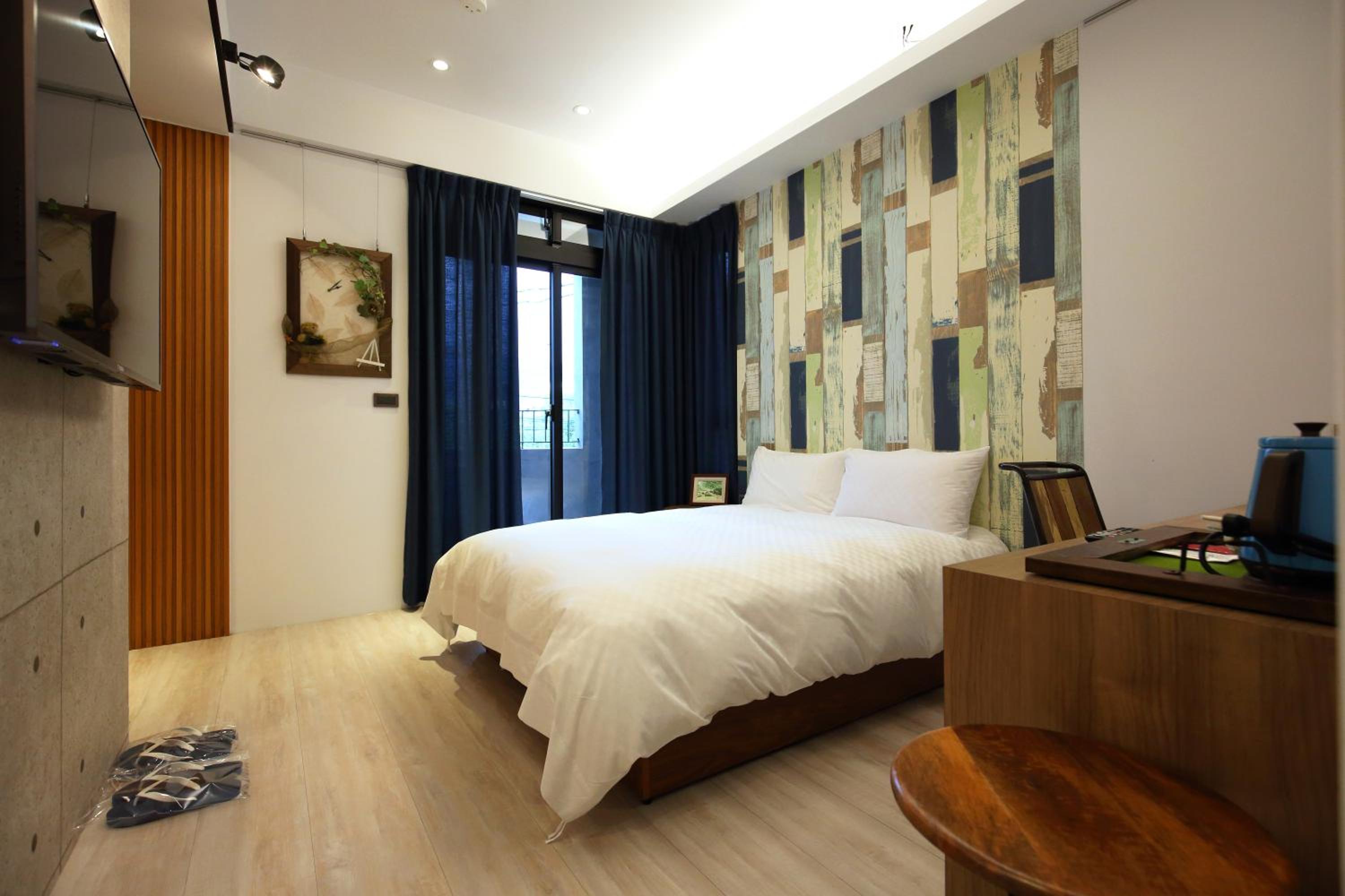 MIDORI Hostel