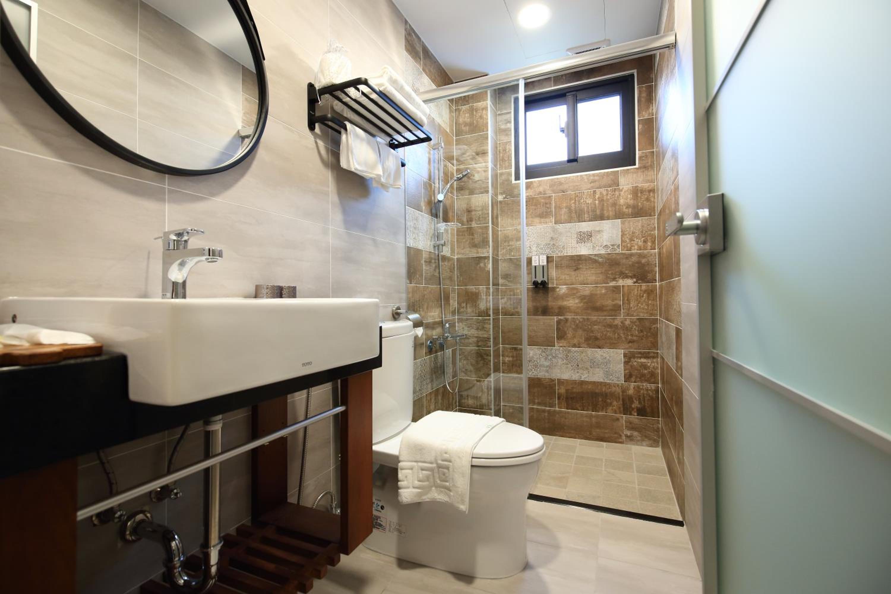 MIDORI Hostel