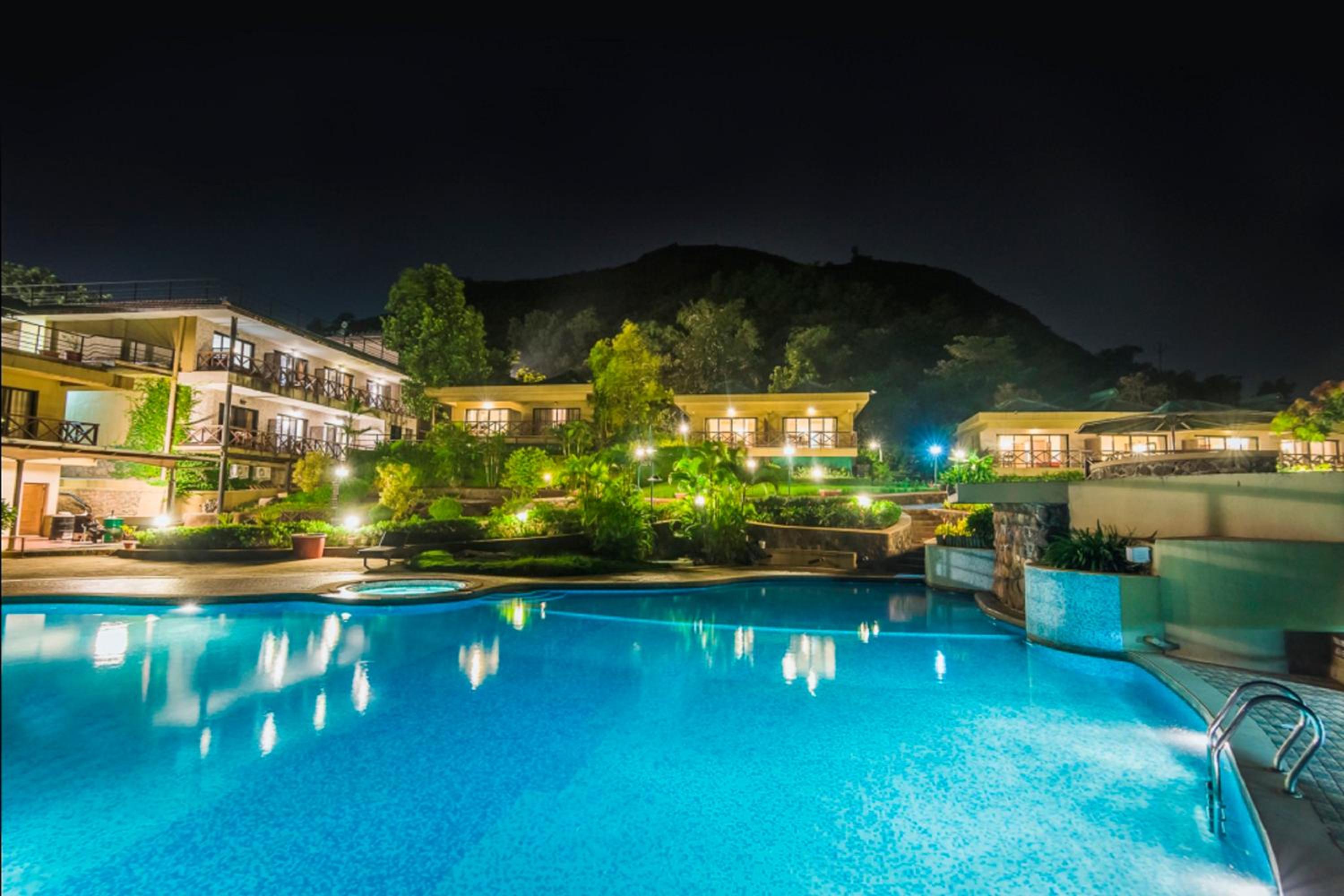 Upper Deck Resort - Highest Peak, Lonavala