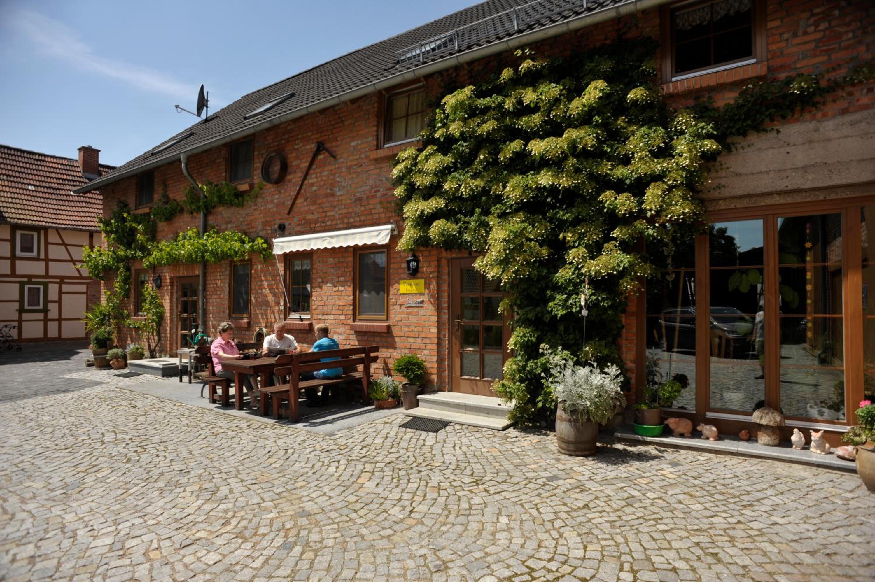 Pension Kronenburghof
