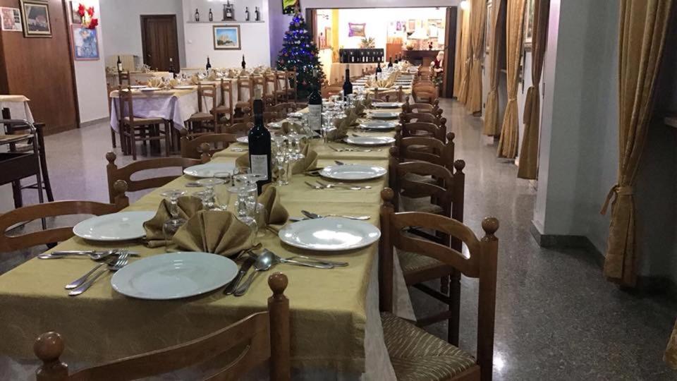 restaurant