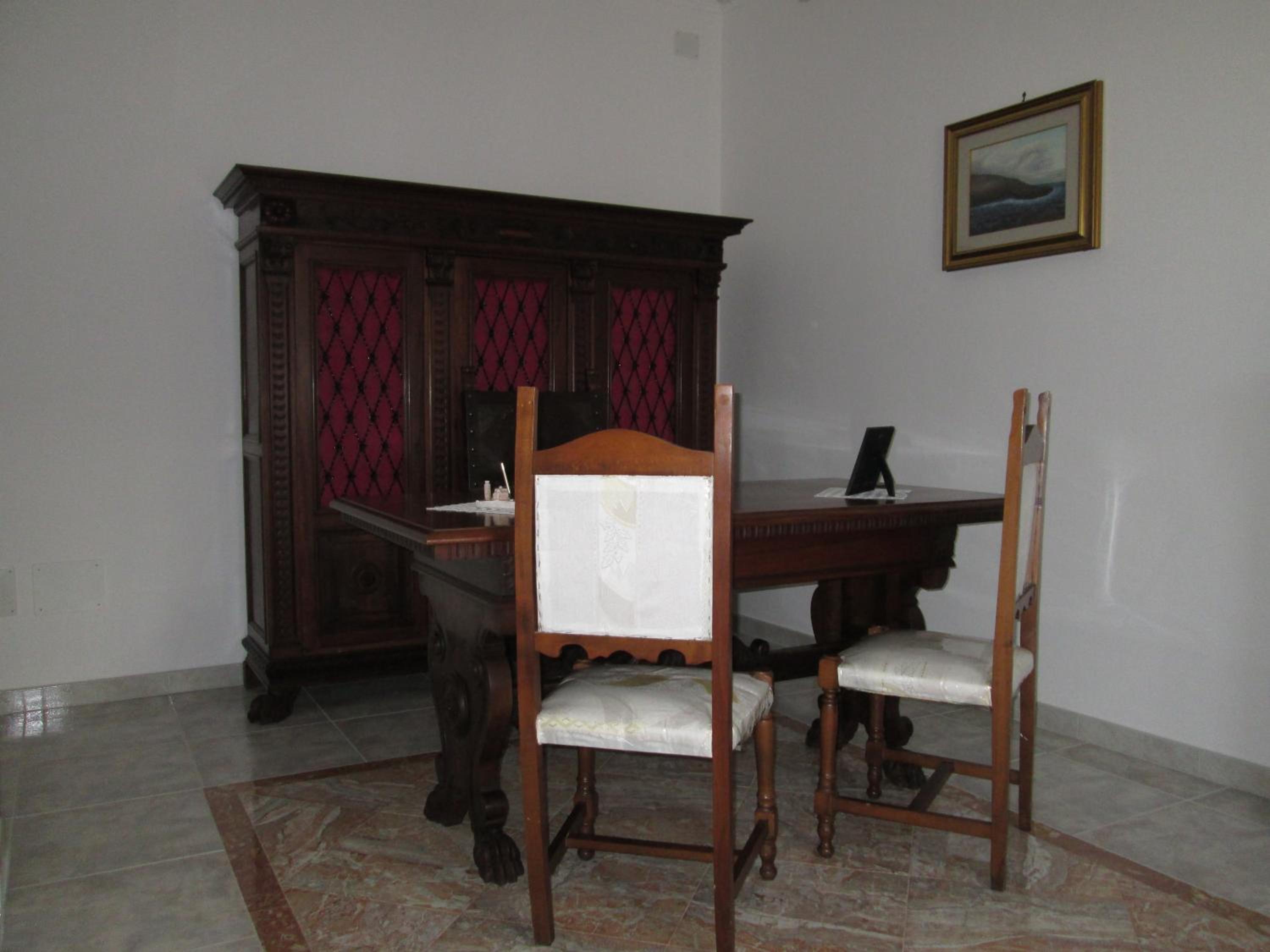 Capitello