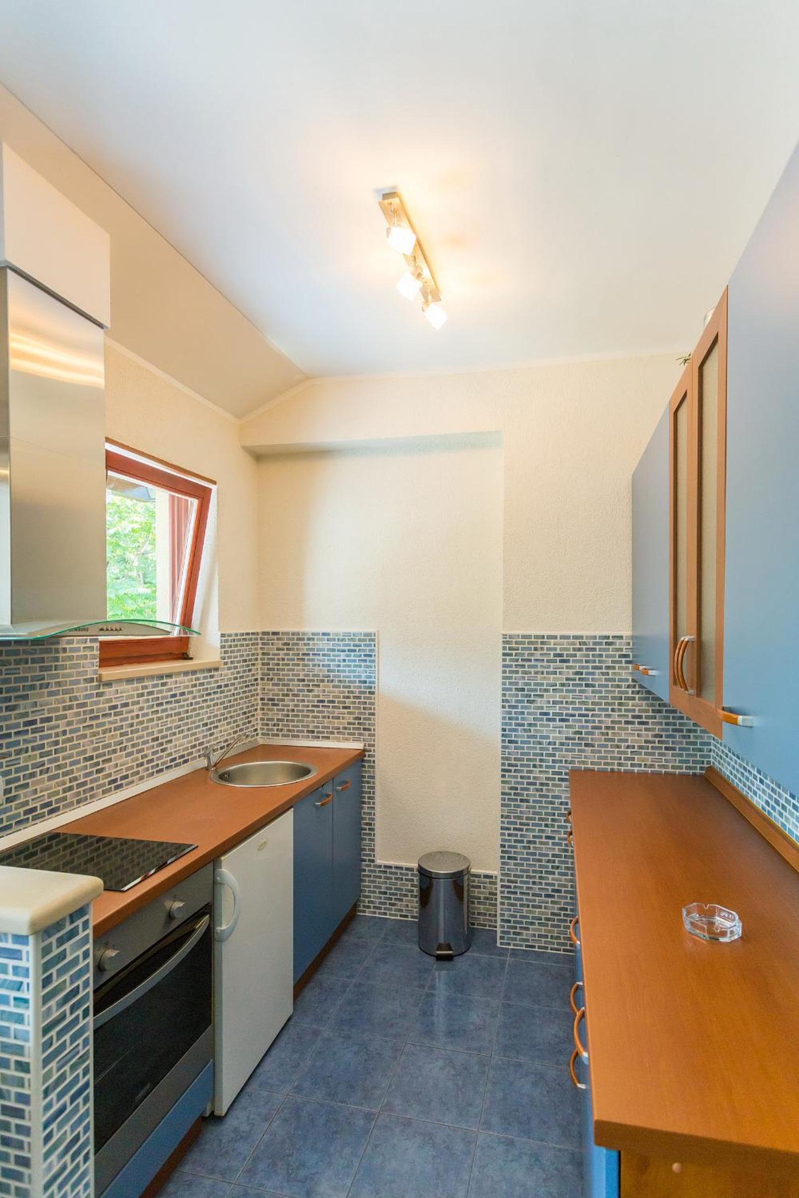 Niki Apartment