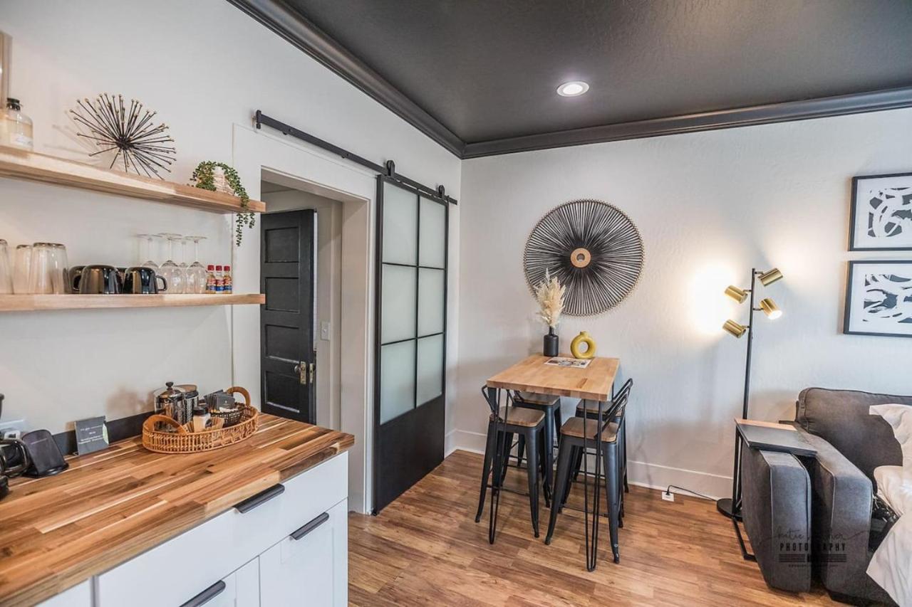 Downtown Dwelling 1616, photo 13
