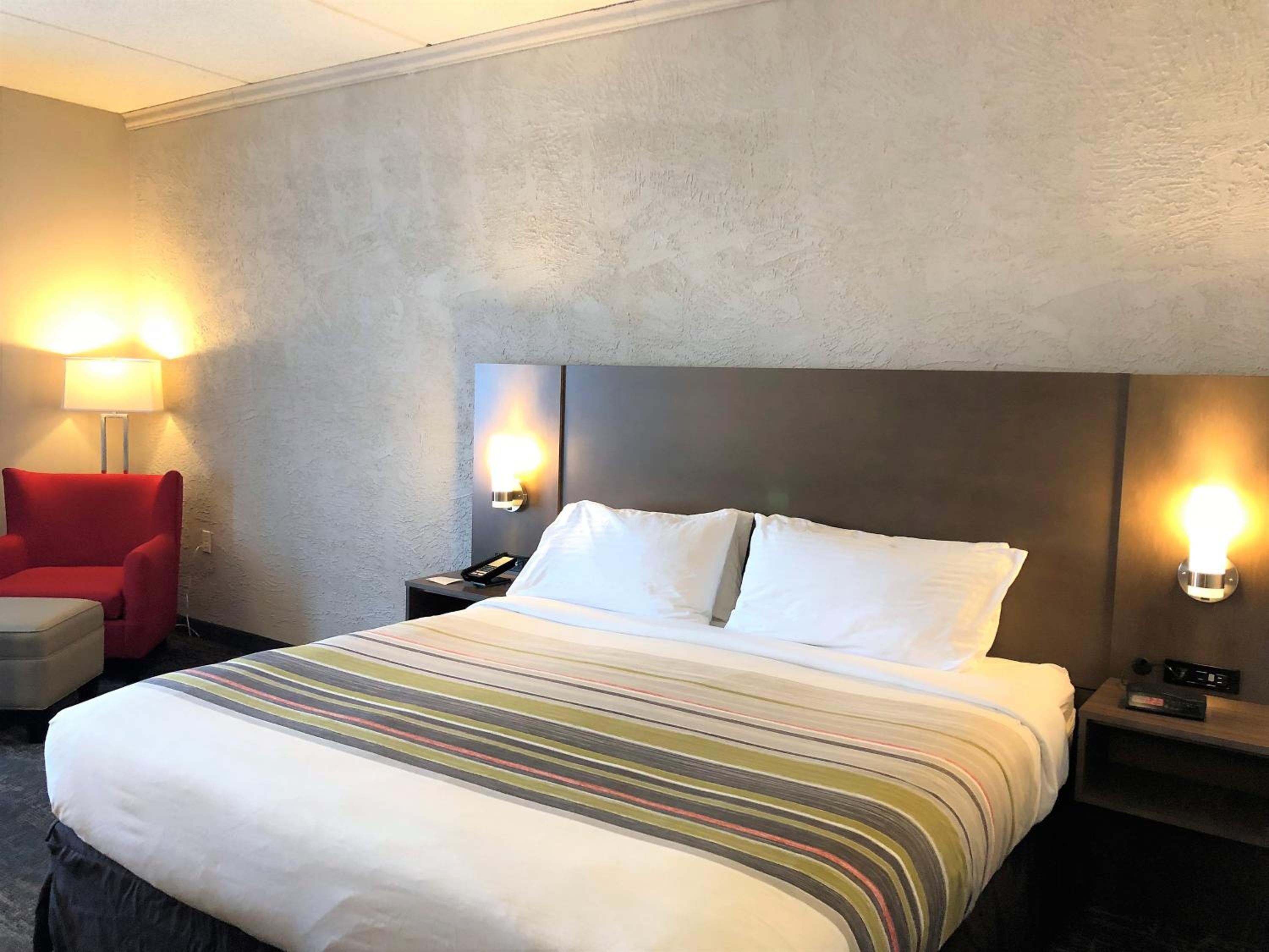 Country Inn  Suites by Radisson, Mt Pleasant-Racine West, WI - Property Image 2