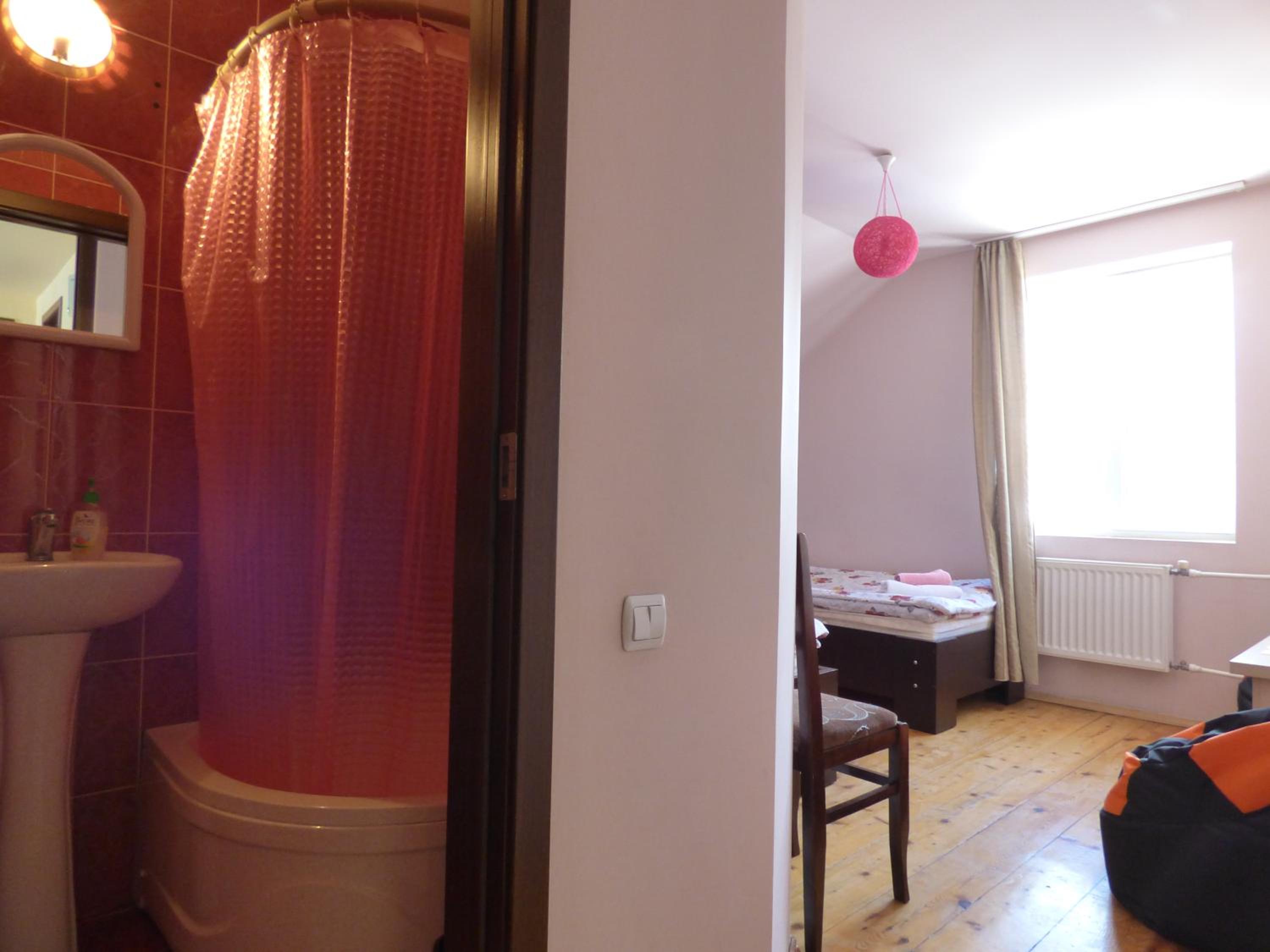 Photo 32