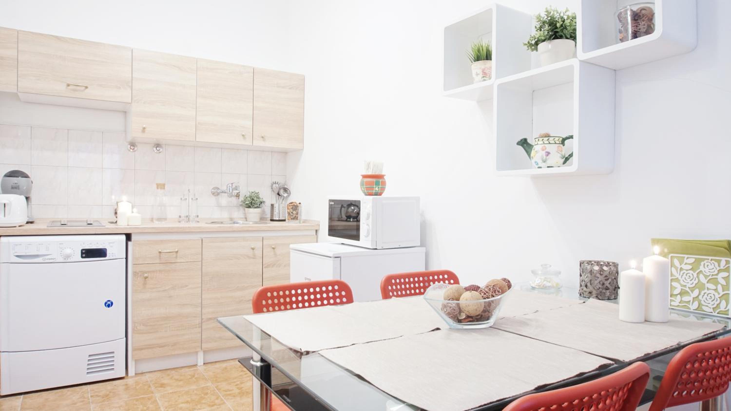 New Astoria Apartment