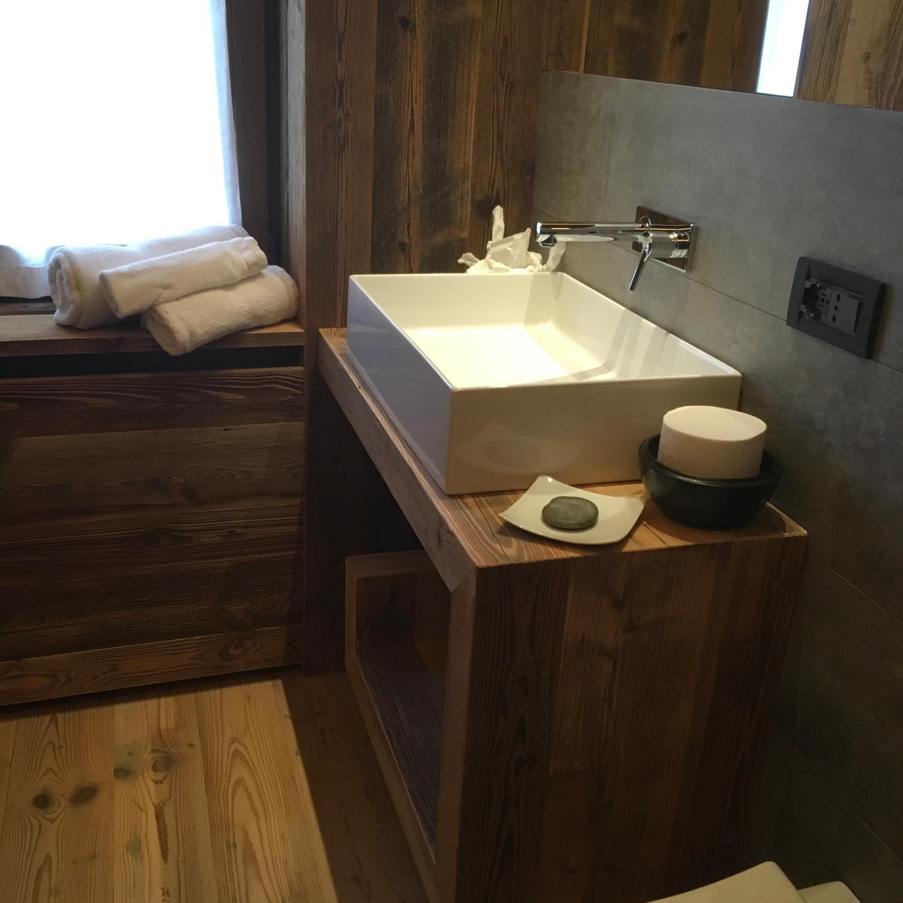 B&B Rossodisera