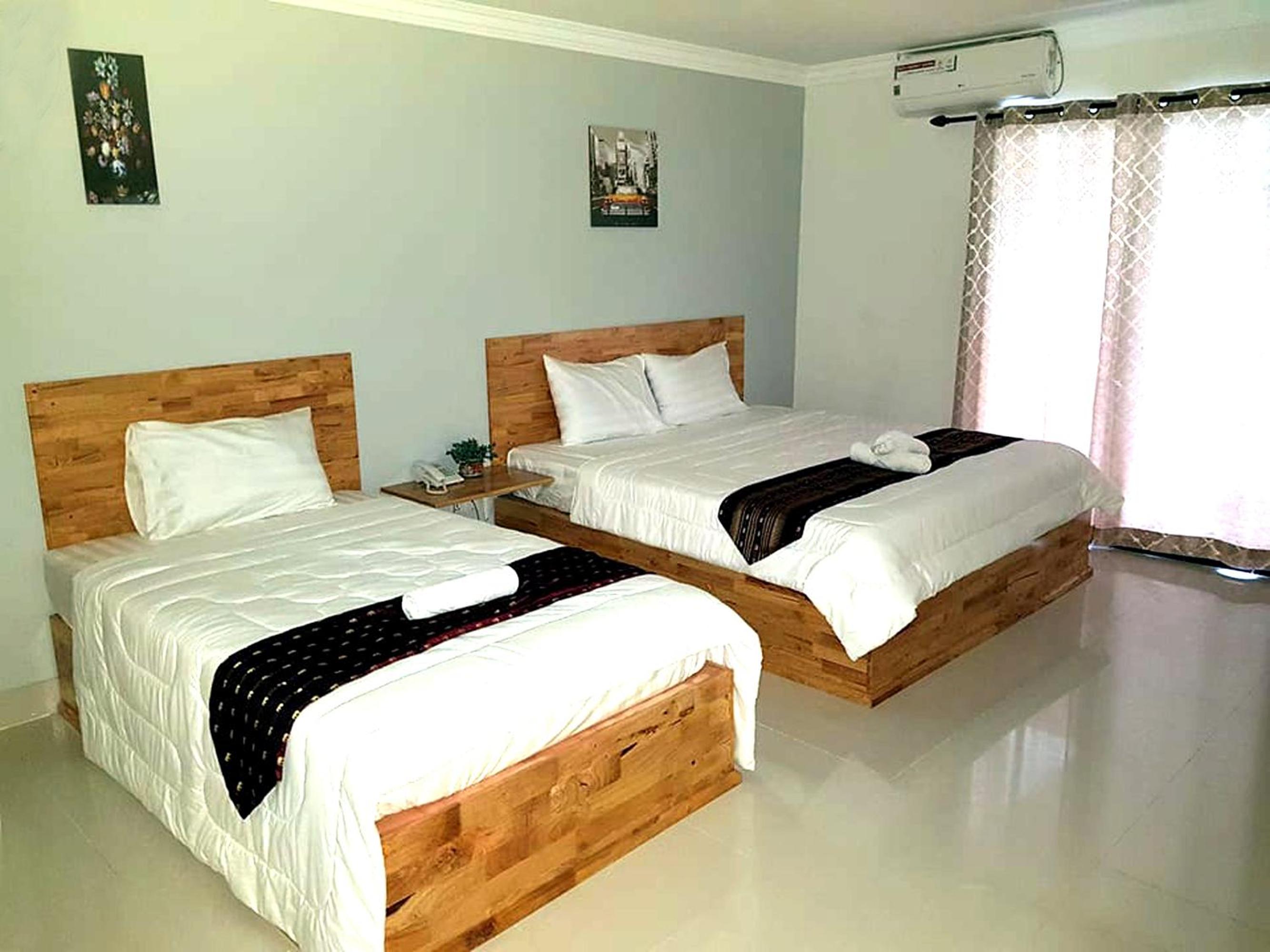 Lucky Hostel