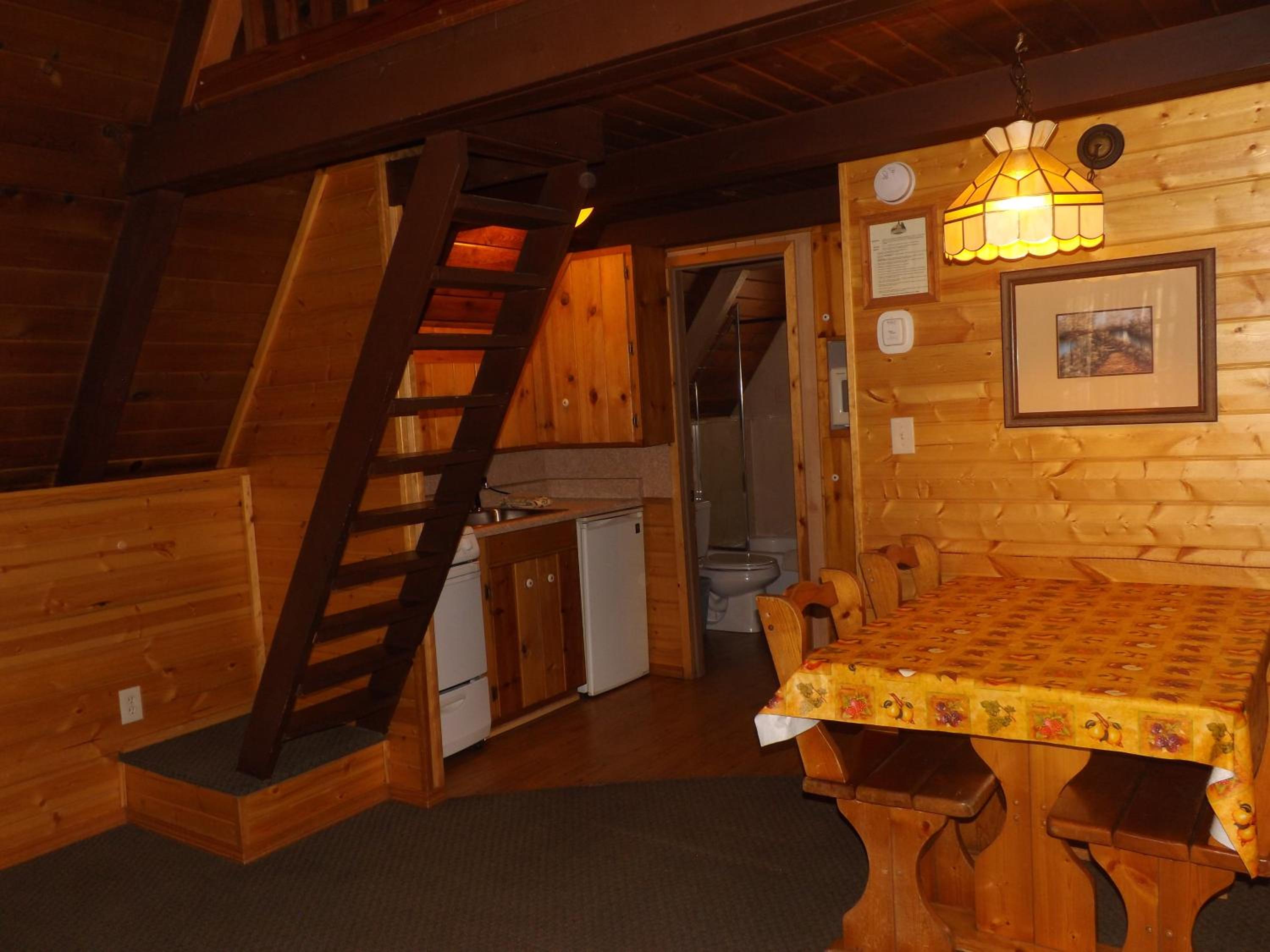 Arizona Mountain Inn & Cabins